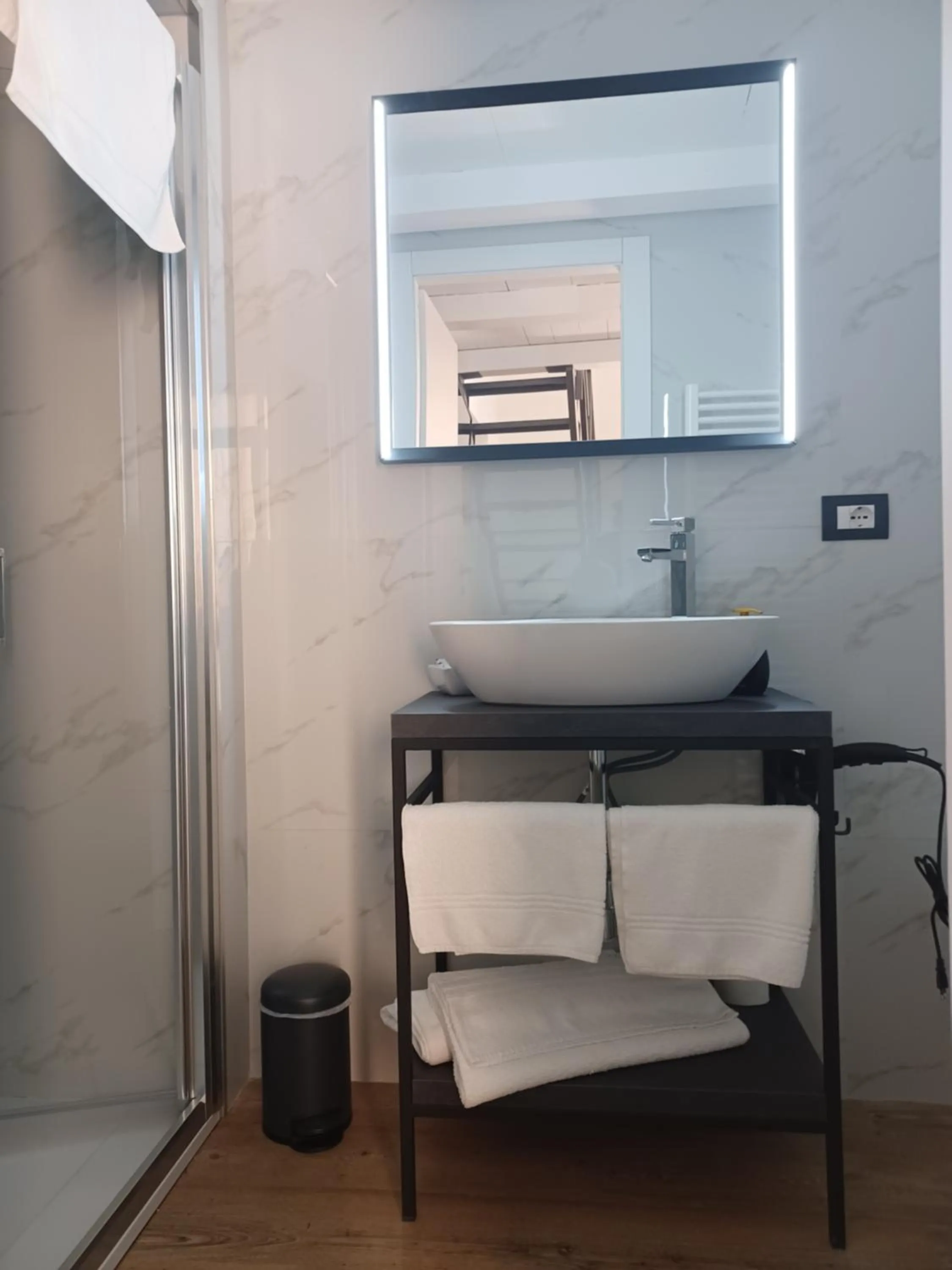 Bathroom in Bed & Breakfast Idomeneo 63