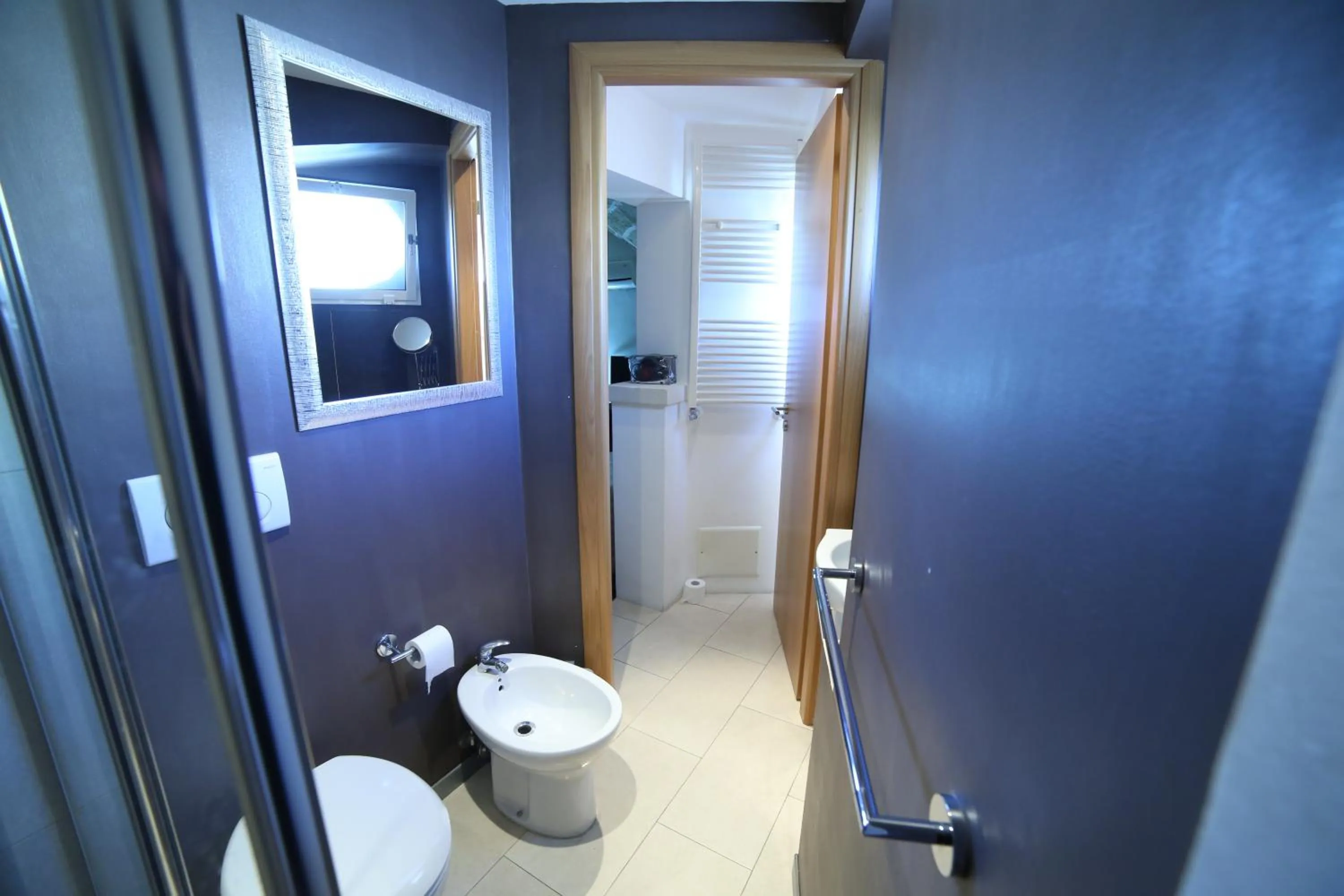 Bathroom in Bed & Breakfast Idomeneo 63