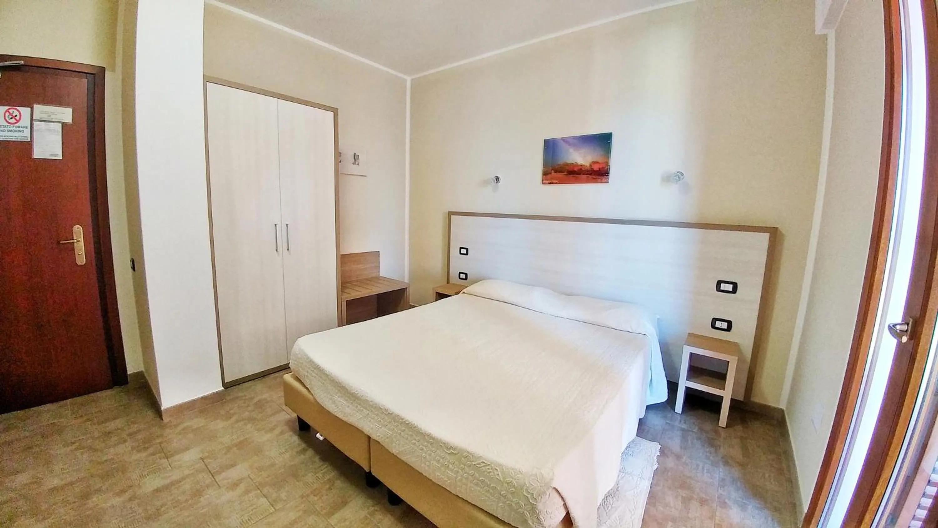 Photo of the whole room, Bed in Hotel Meridiana