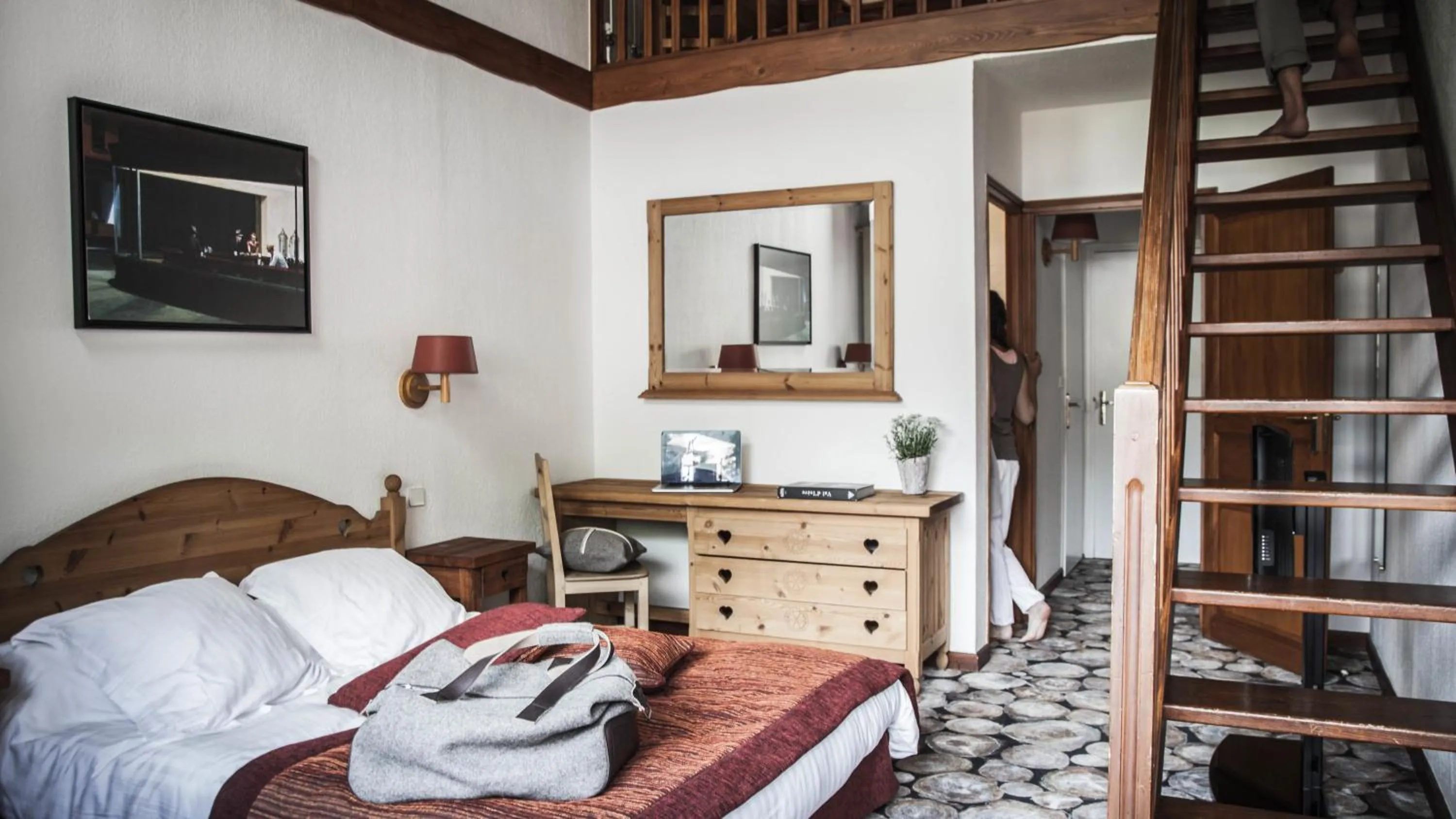 Photo of the whole room, Bed in Hotel Altitude