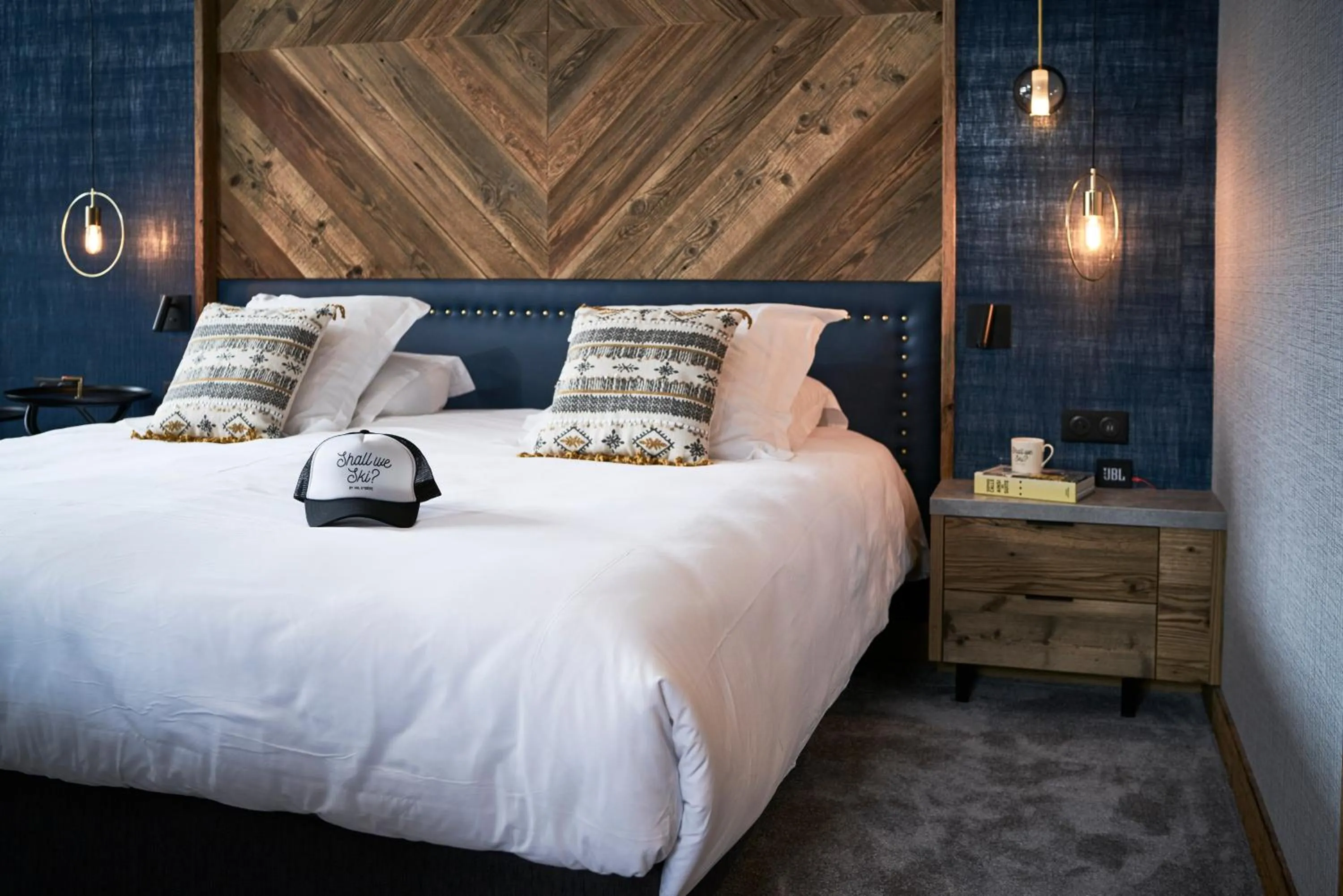 Bed in Hotel Altitude