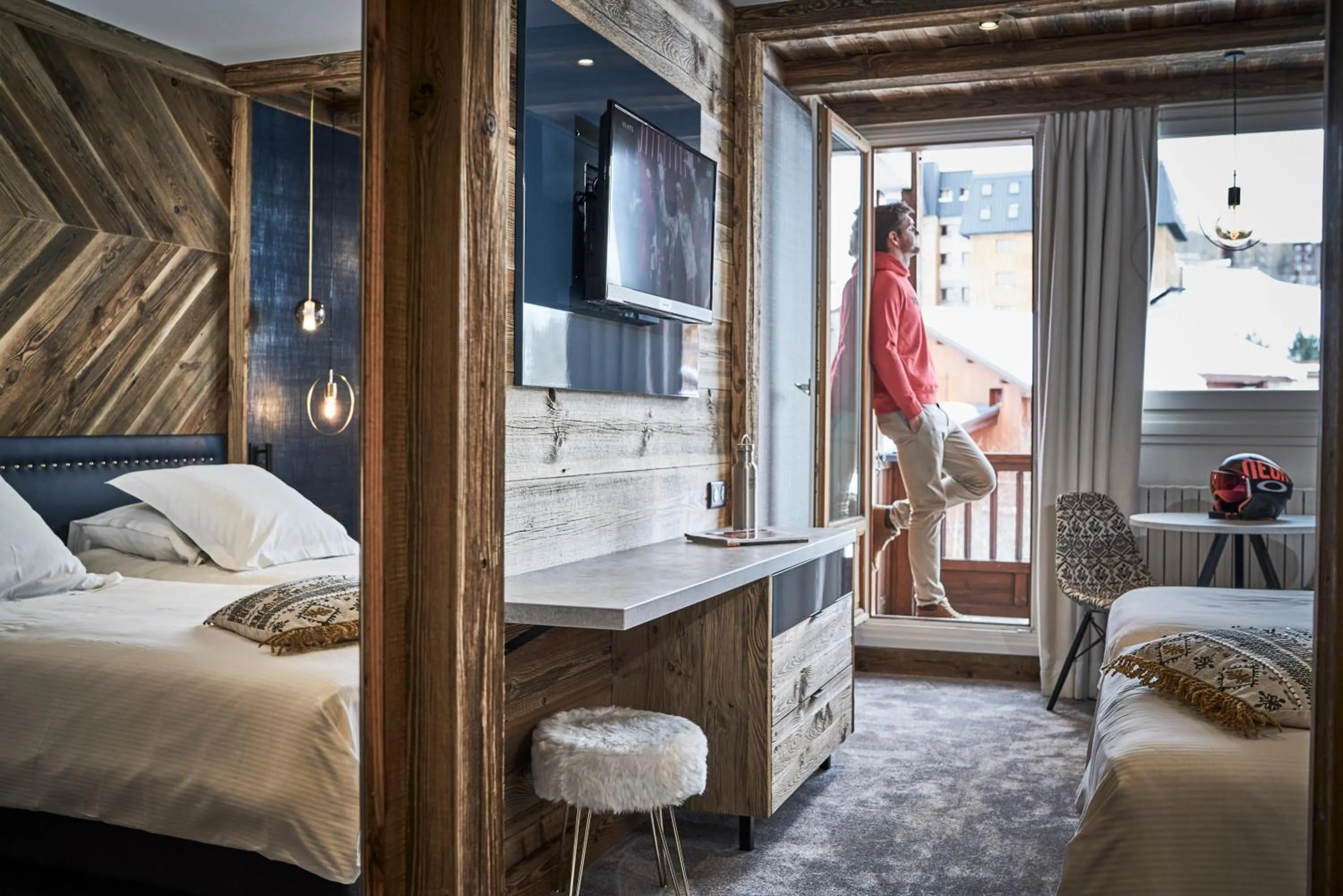 Bed in Hotel Altitude