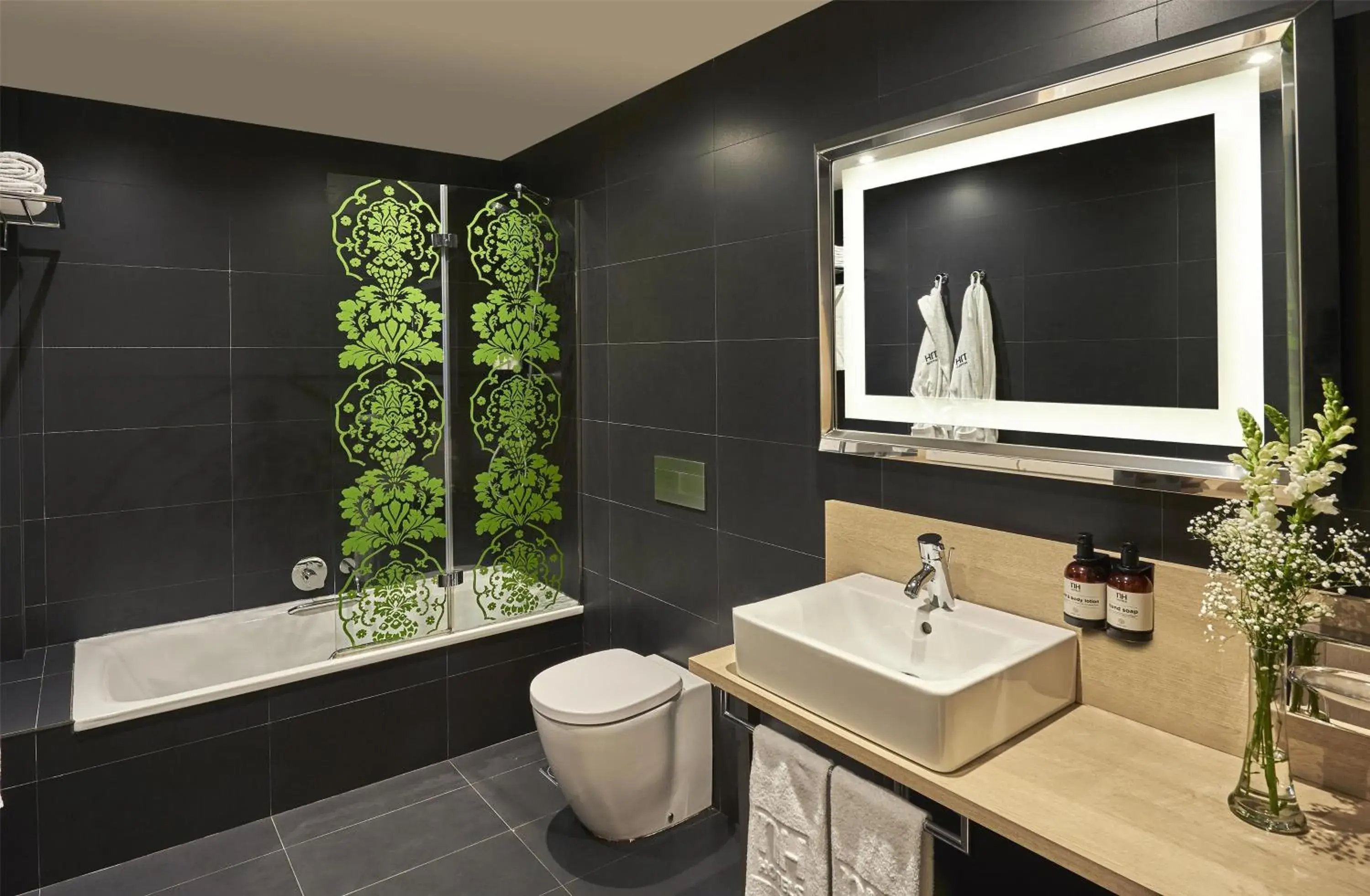 Bathroom in NH Campo Cartagena Bathroom in NH Campo Cartagena