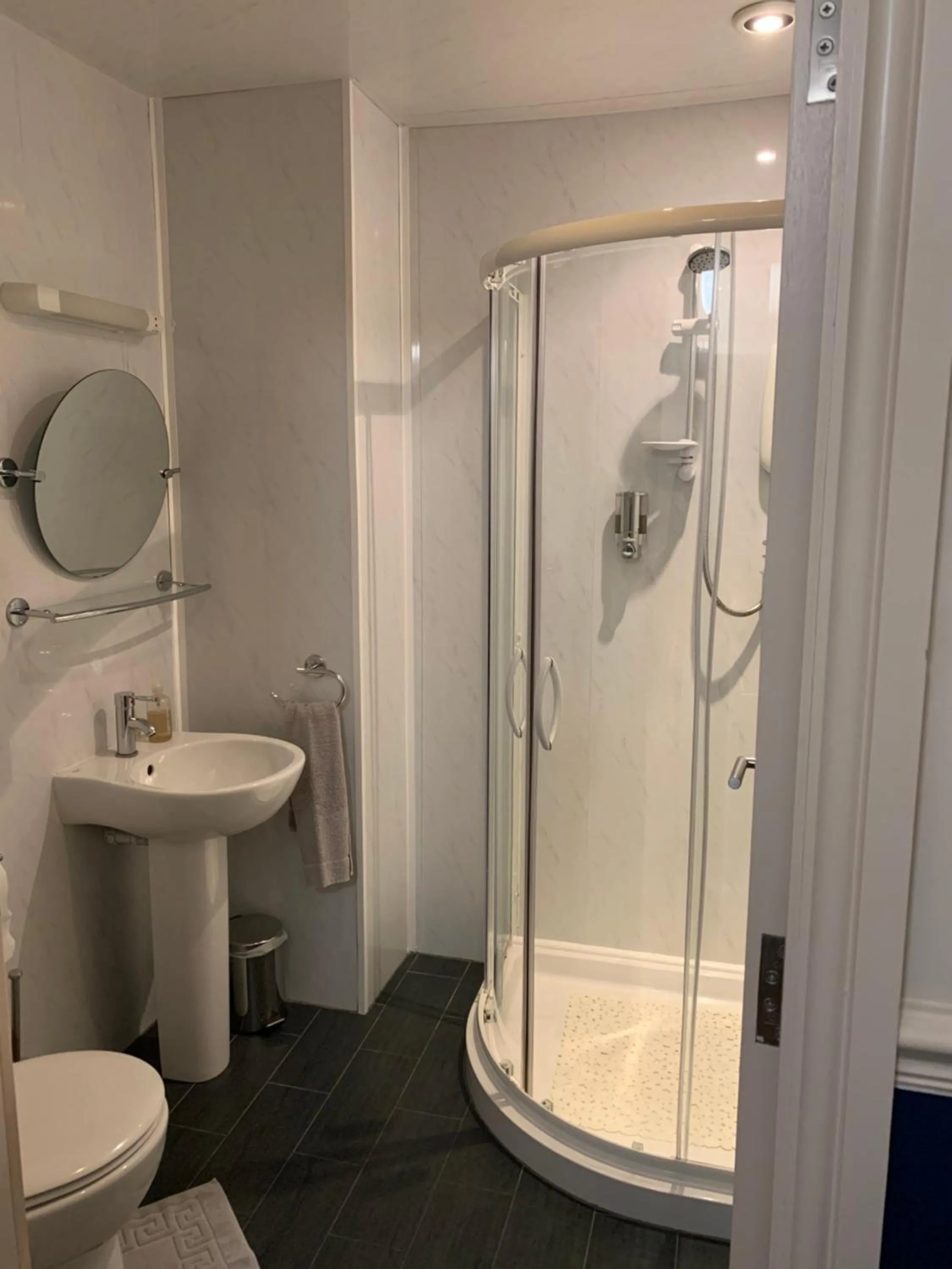 Bathroom in Armada Guesthouse