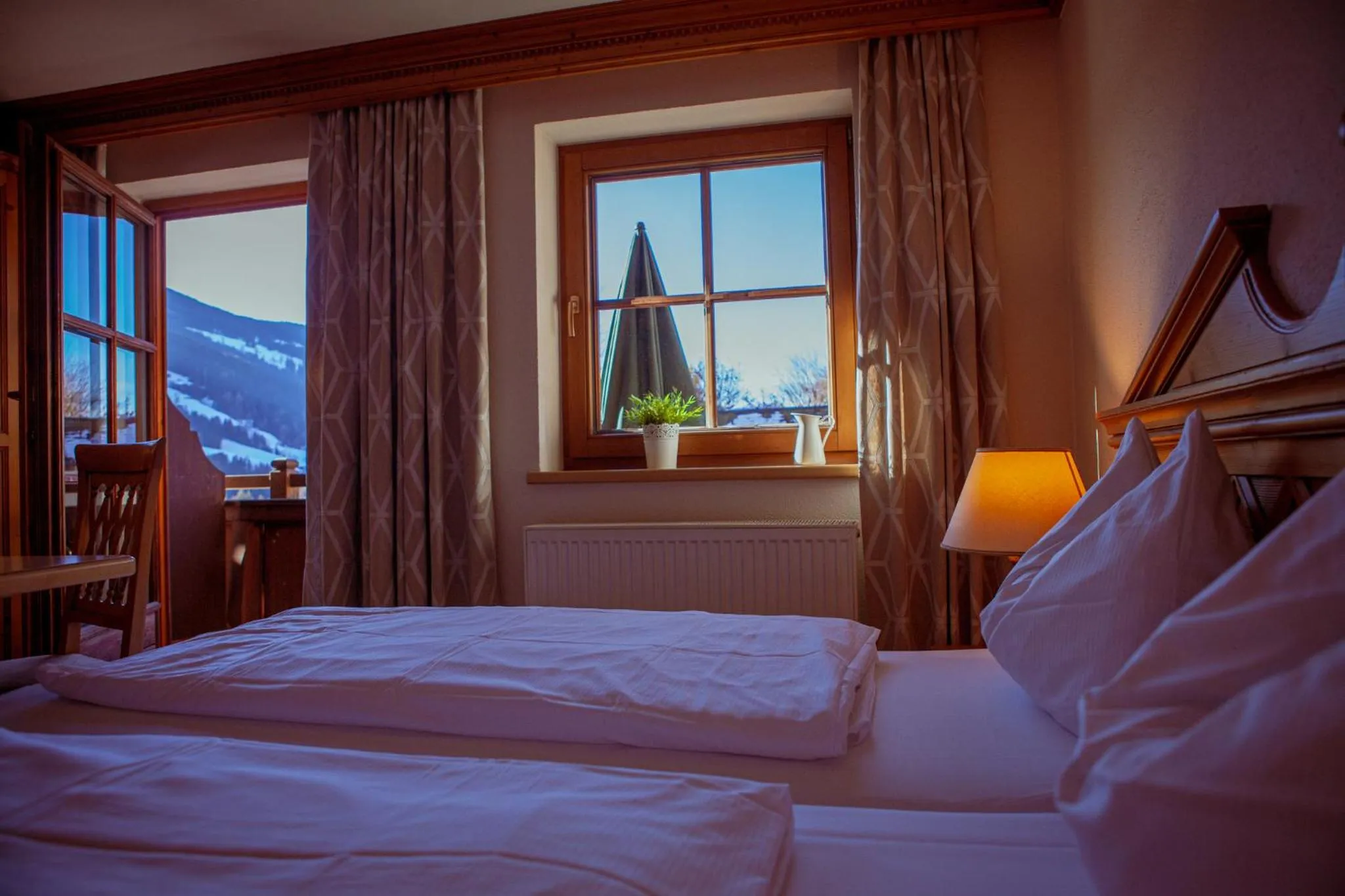 Bedroom, Bed in Hotel Zur Post