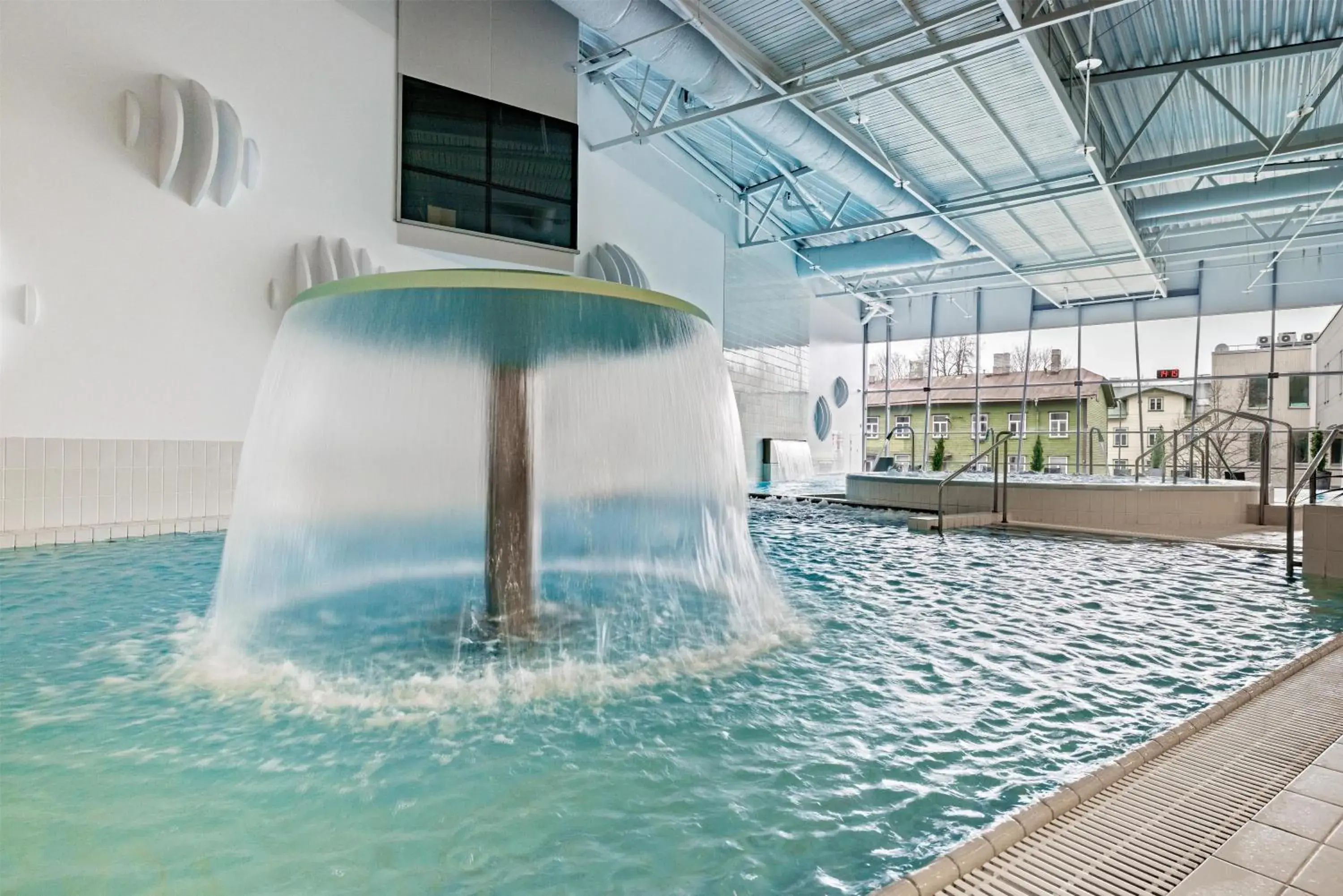 Pool view in Park Inn by Radisson Meriton Conference & Spa Hotel Tallinn Pool view in Park Inn by Radisson Meriton Conference & Spa Hotel Tallinn