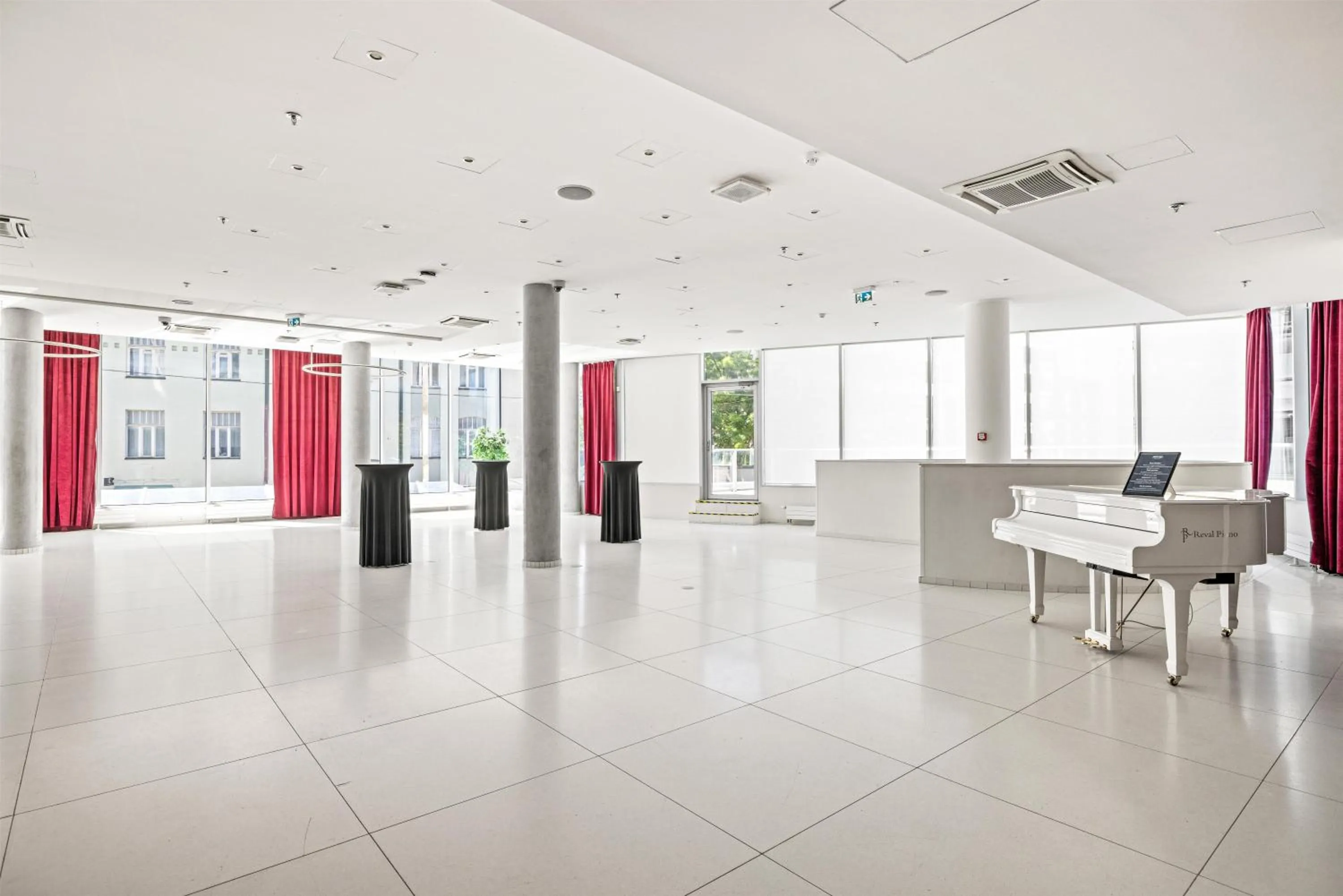 Meeting/conference room in Park Inn by Radisson Meriton Conference & Spa Hotel Tallinn