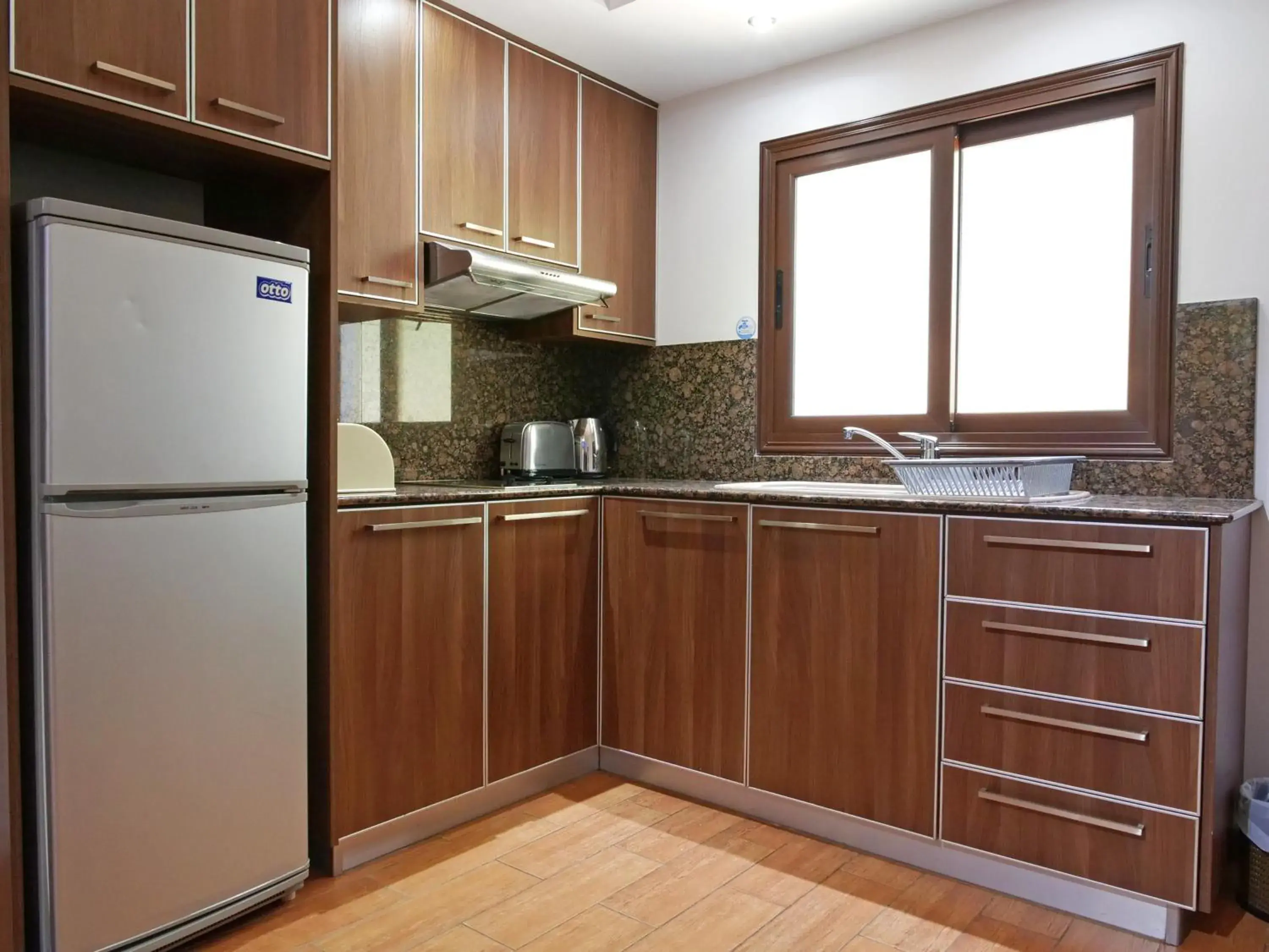 Kitchen or kitchenette, Kitchen/Kitchenette in Amethyst Napa Hotel & Spa