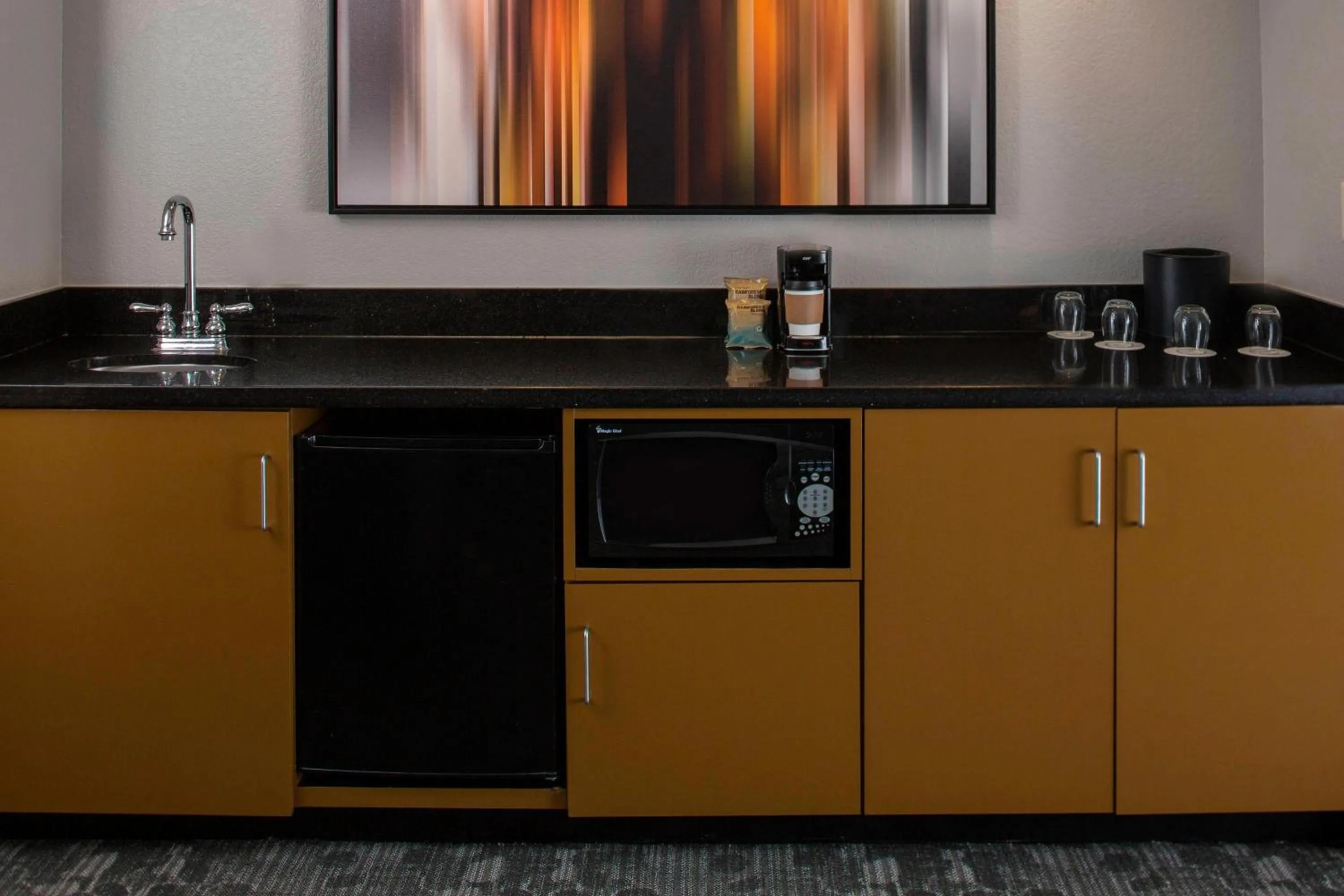 Photo of the whole room in Courtyard by Marriott Daytona Beach Speedway/Airport