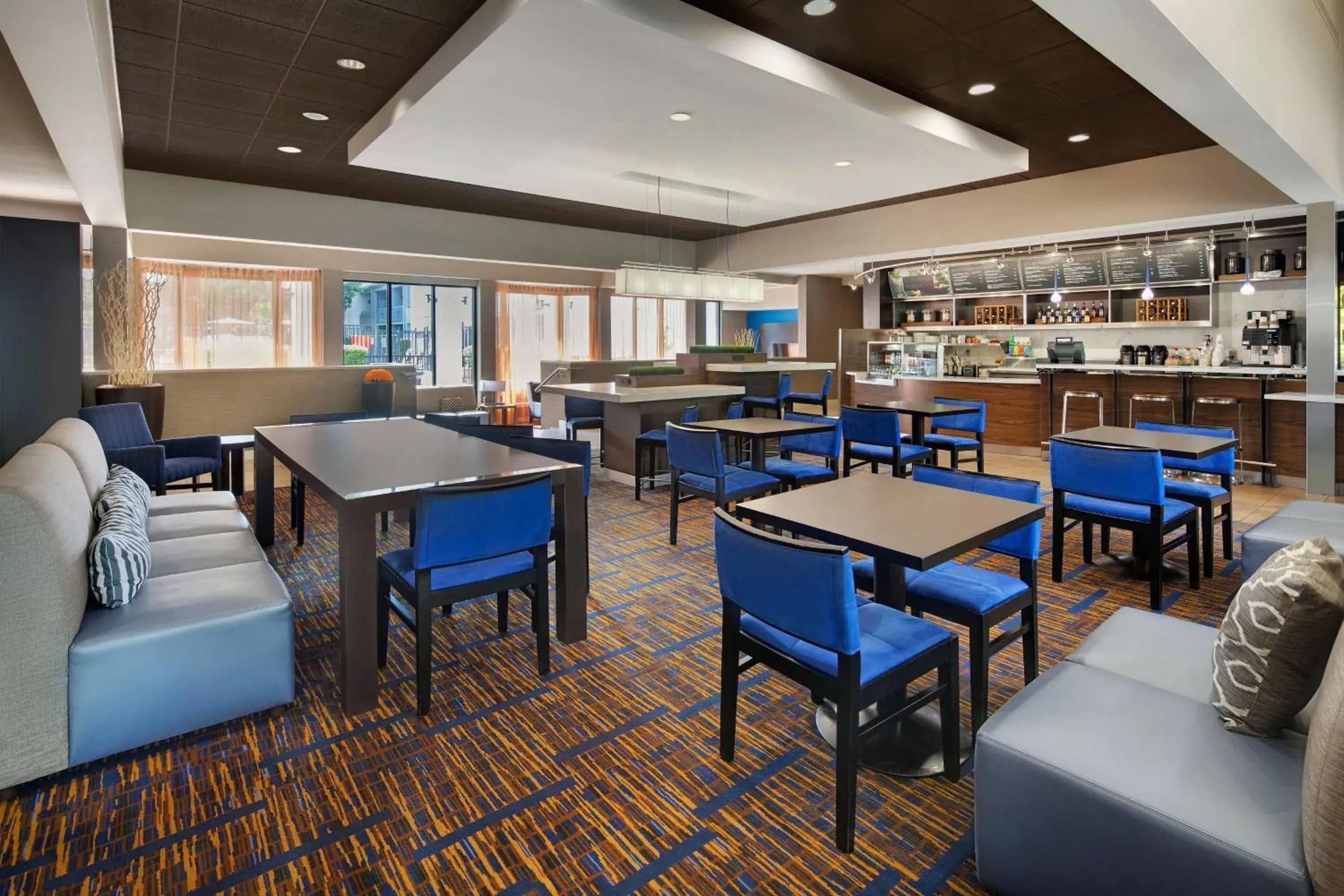 Restaurant/places to eat in Courtyard Dallas Addison Midway Restaurant/places to eat in Courtyard Dallas Addison Midway