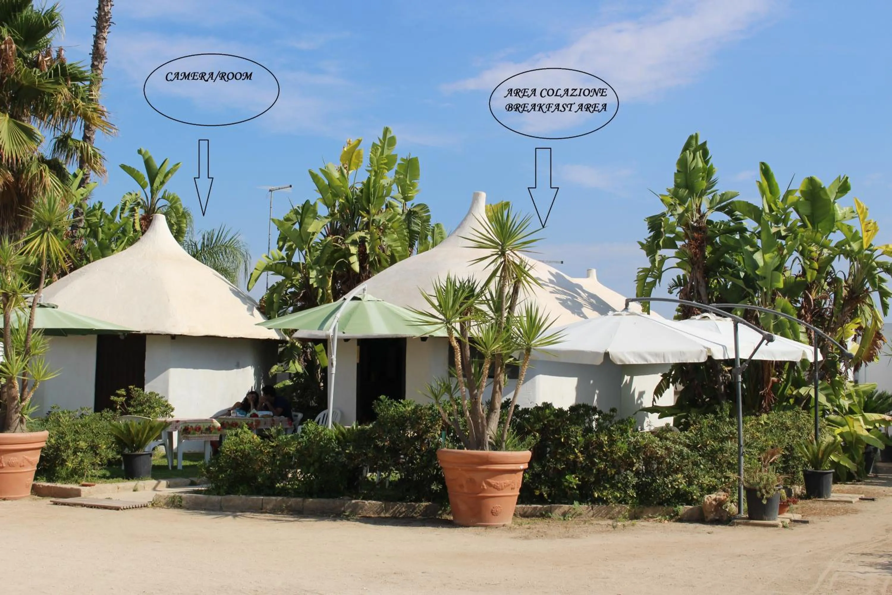 Property building in Cuore Di Palme
