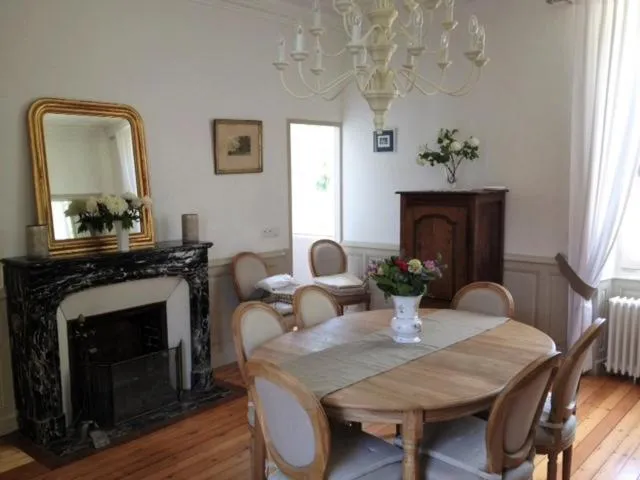 Continental breakfast in Le Grand Arbre