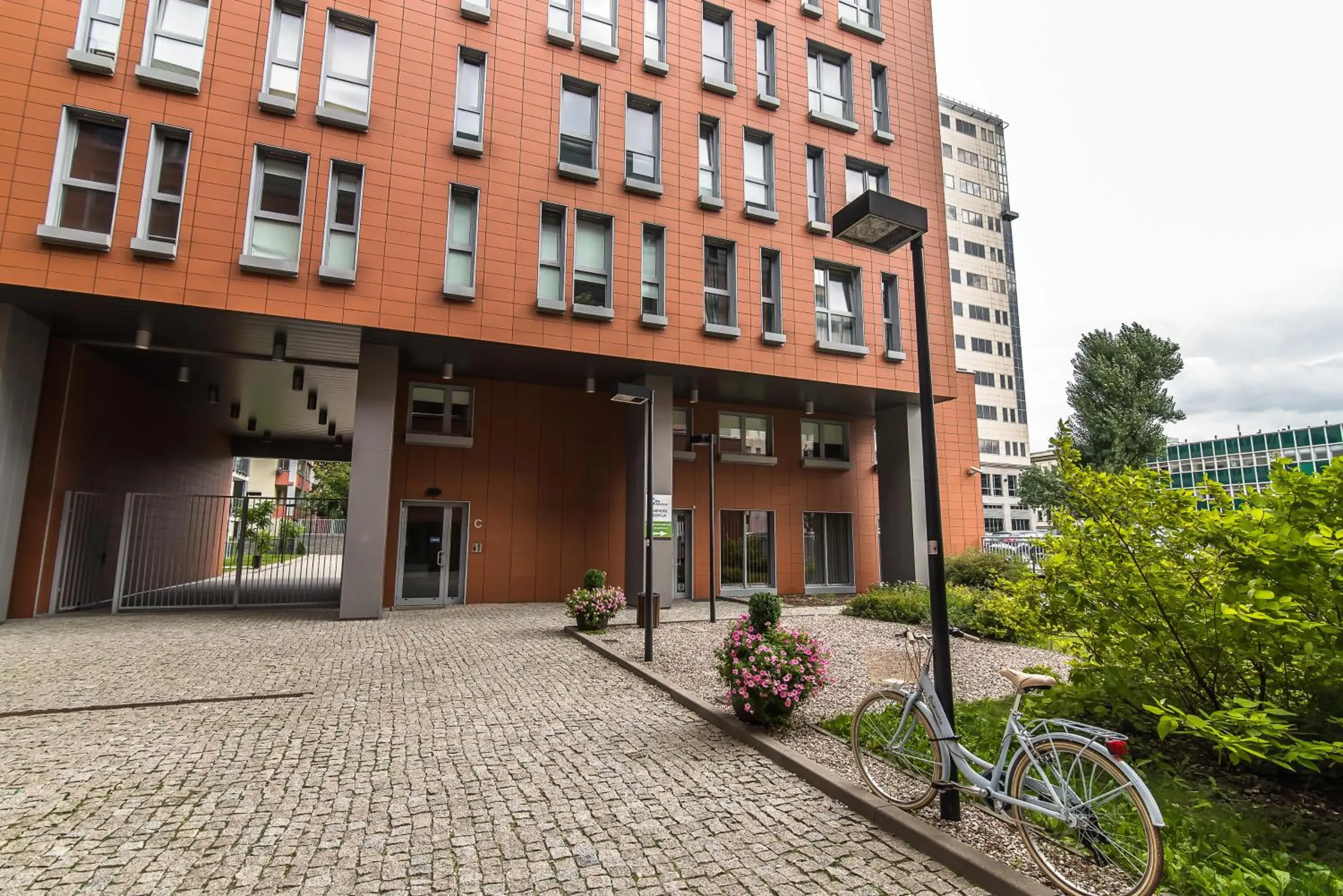 Property building in Senator Warsaw Apartments Property building in Senator Warsaw Apartments