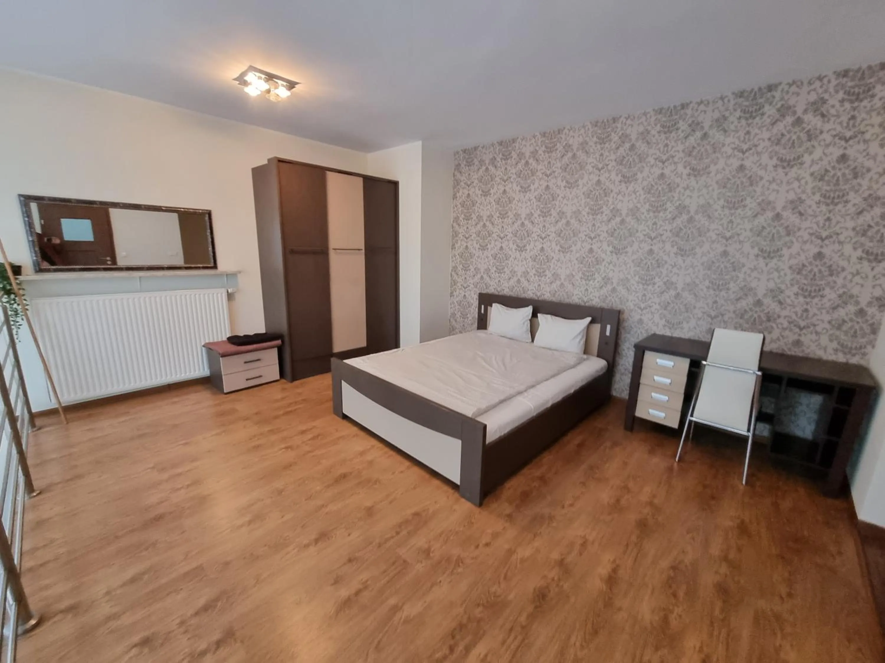 Bedroom, Bed in Senator Warsaw Apartments