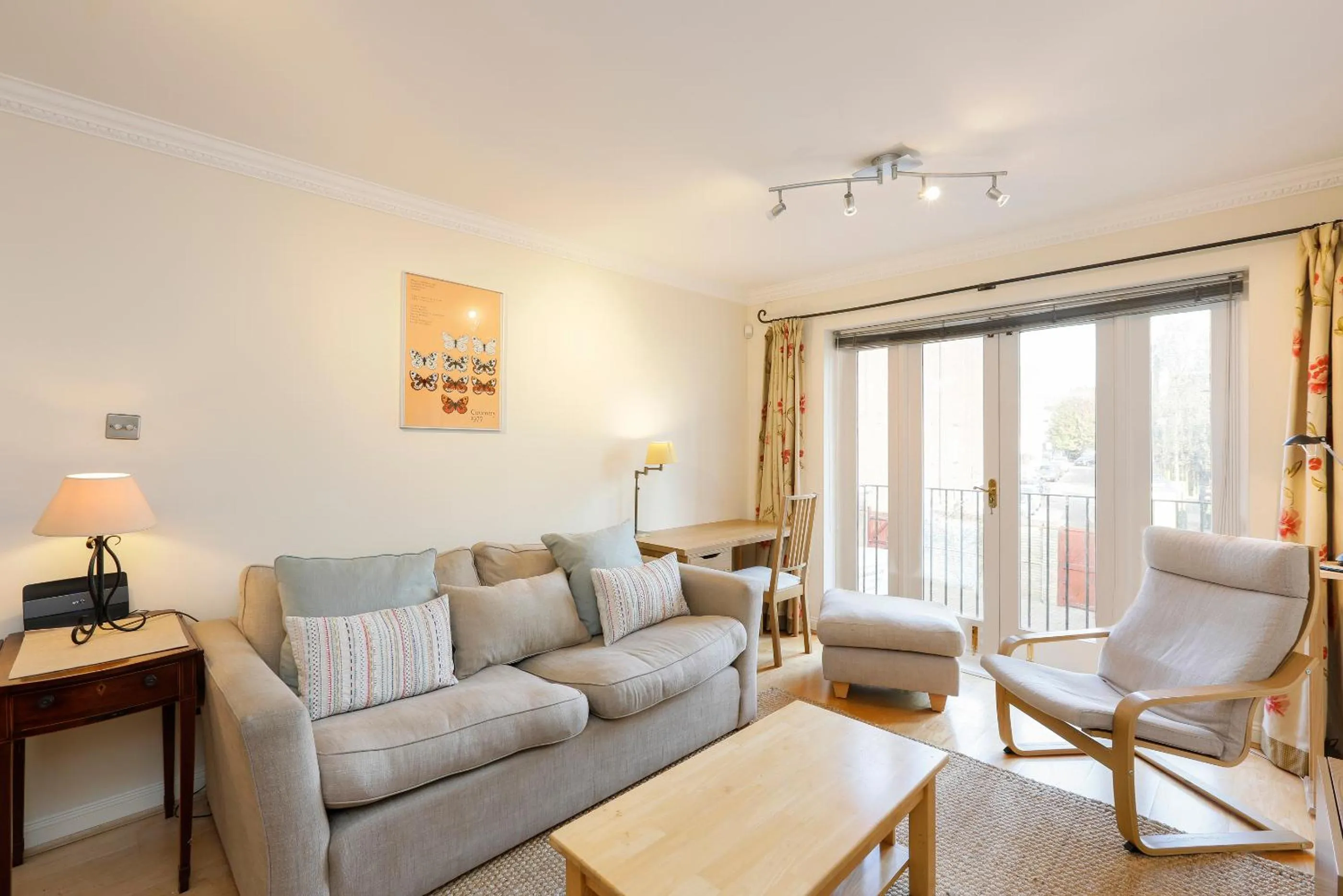 JOIVY Cozy apartment near National Theatre