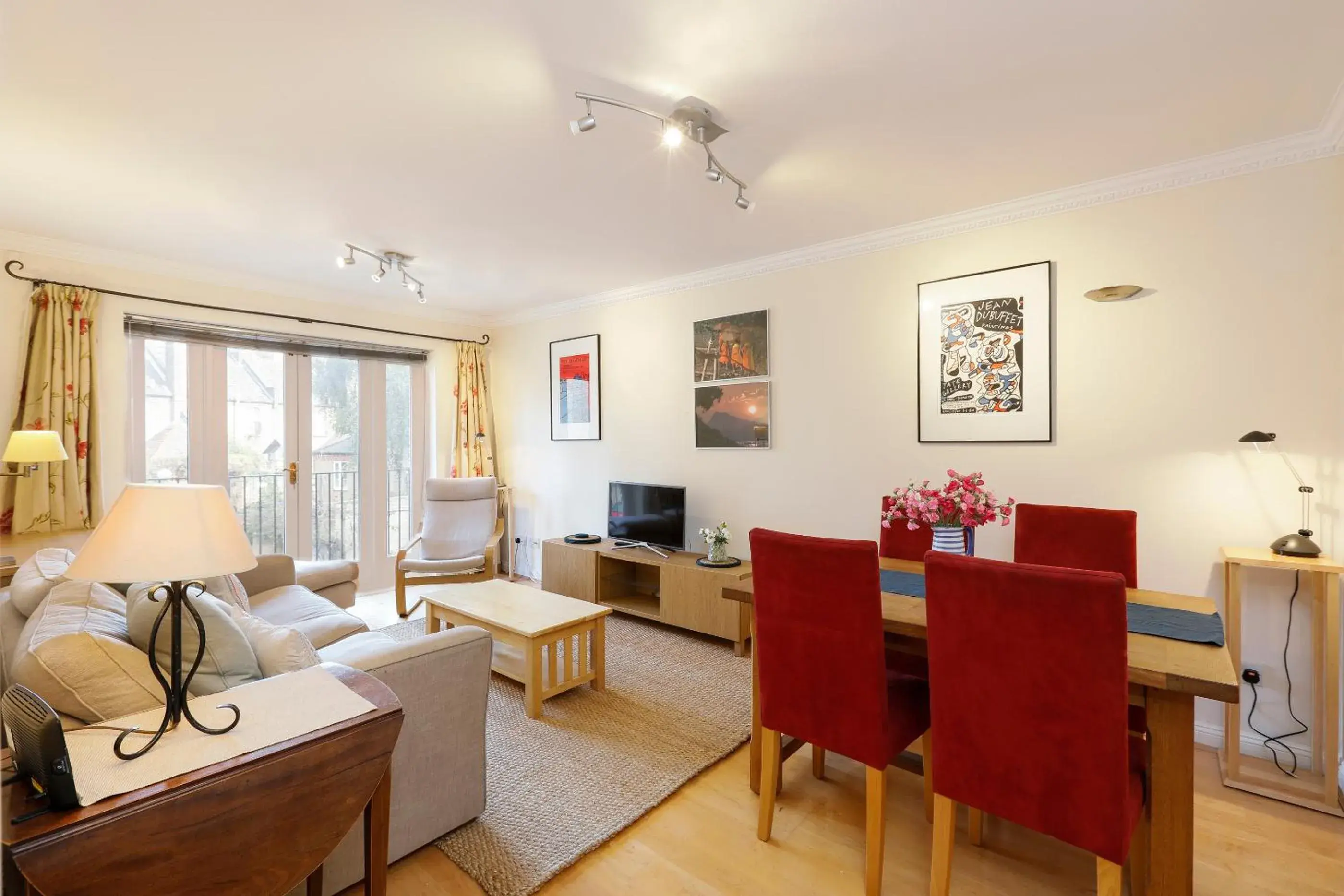 JOIVY Cozy apartment near National Theatre JOIVY Cozy apartment near National Theatre