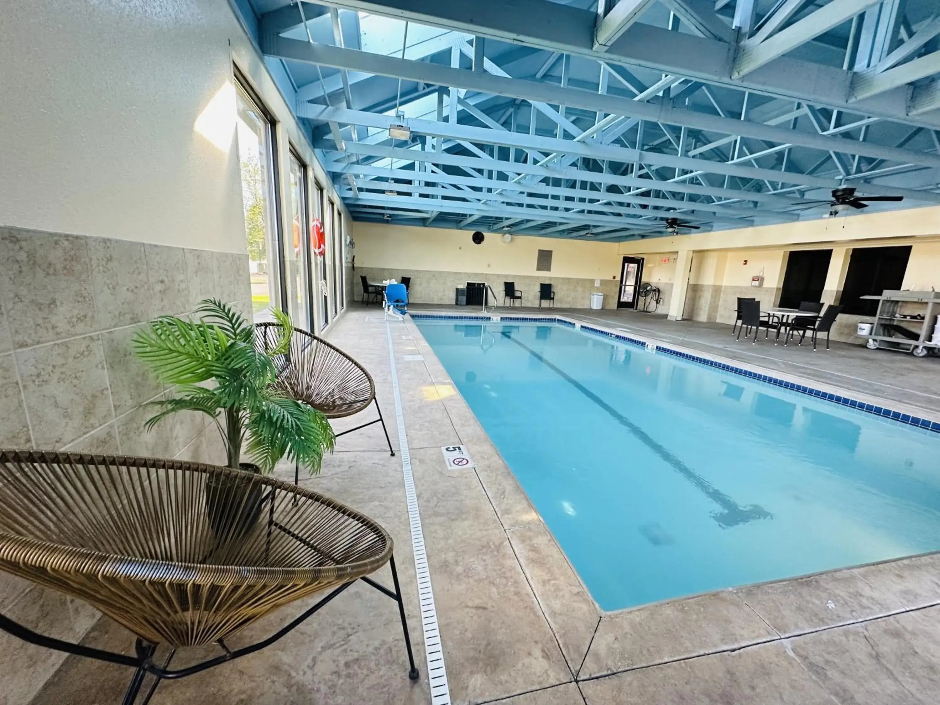Swimming pool in Country Inn & Suites by Radisson, Canton near Hall of Fame Swimming pool in Country Inn & Suites by Radisson, Canton near Hall of Fame