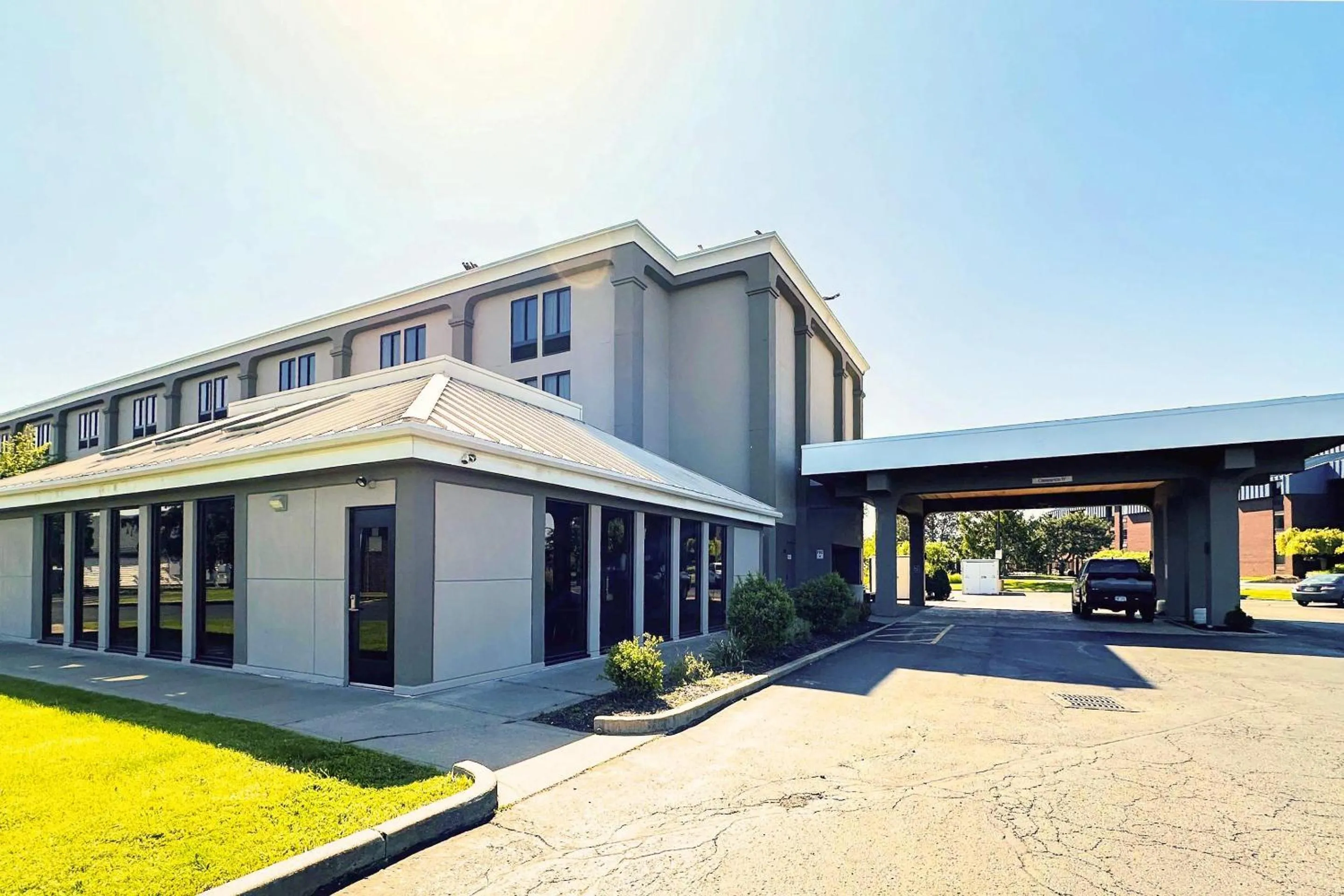 Country Inn & Suites by Radisson, Canton near Hall of Fame