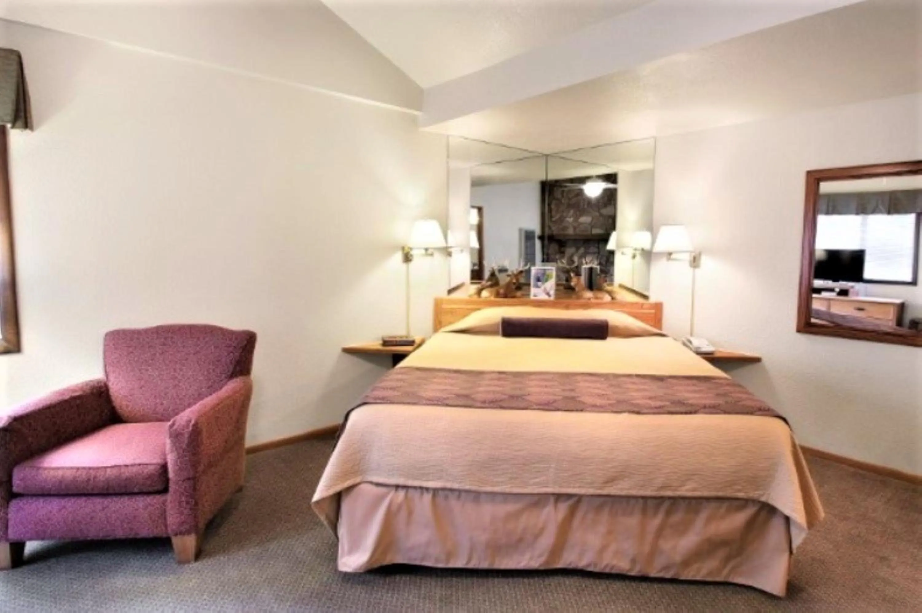 Bed in Snow Lake Lodge