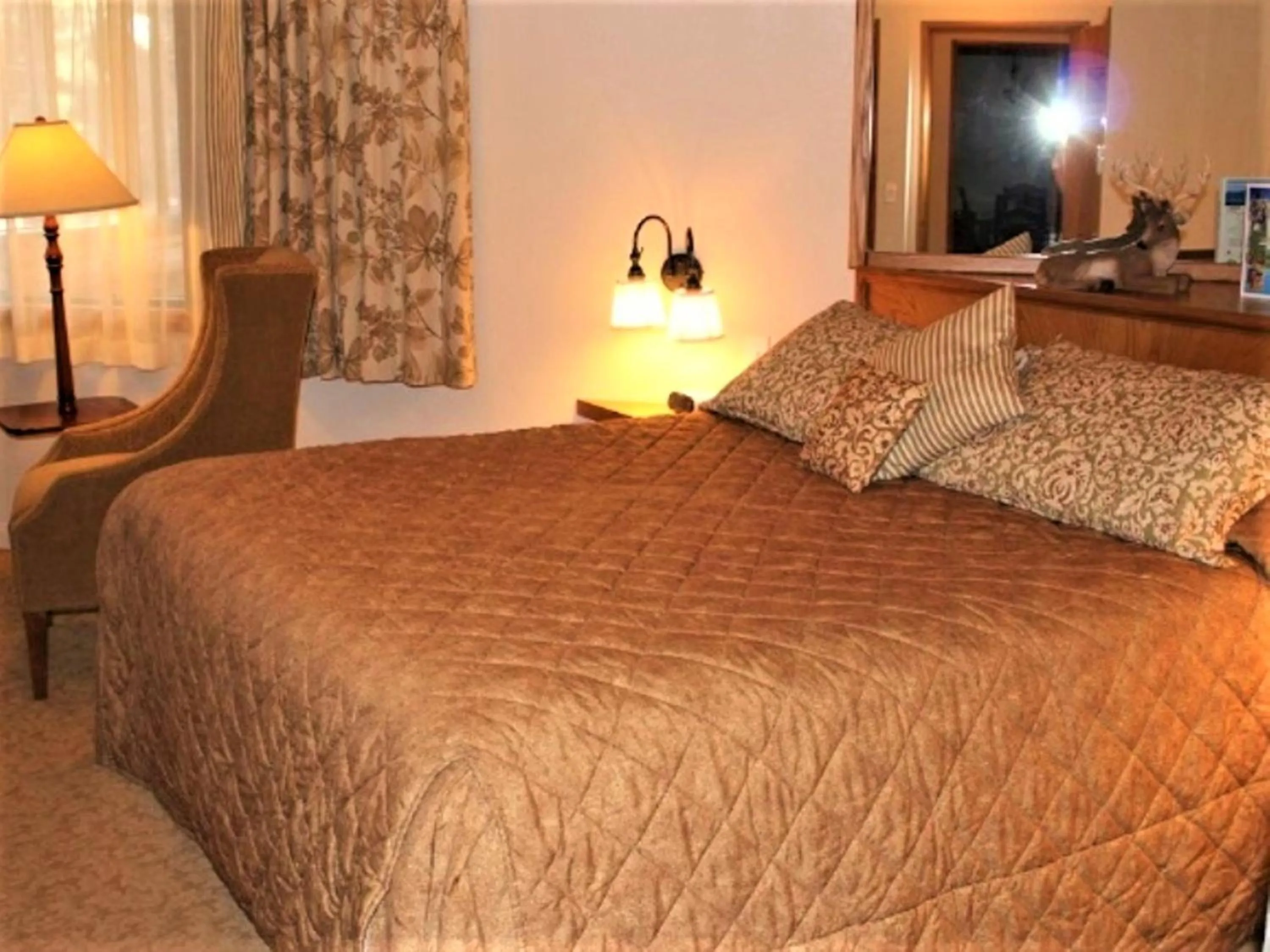 Bed in Snow Lake Lodge