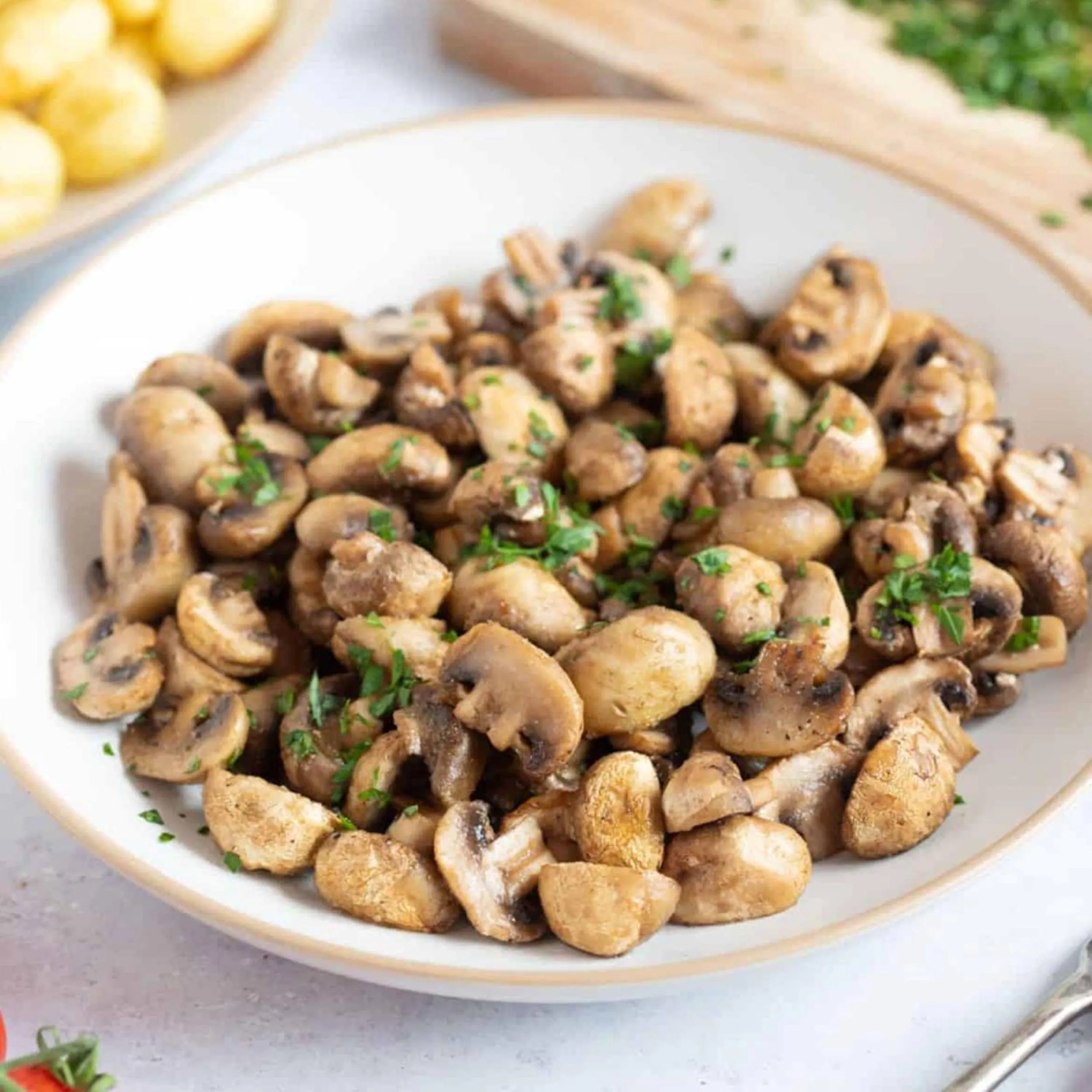 Food in J Hotel and Banquets