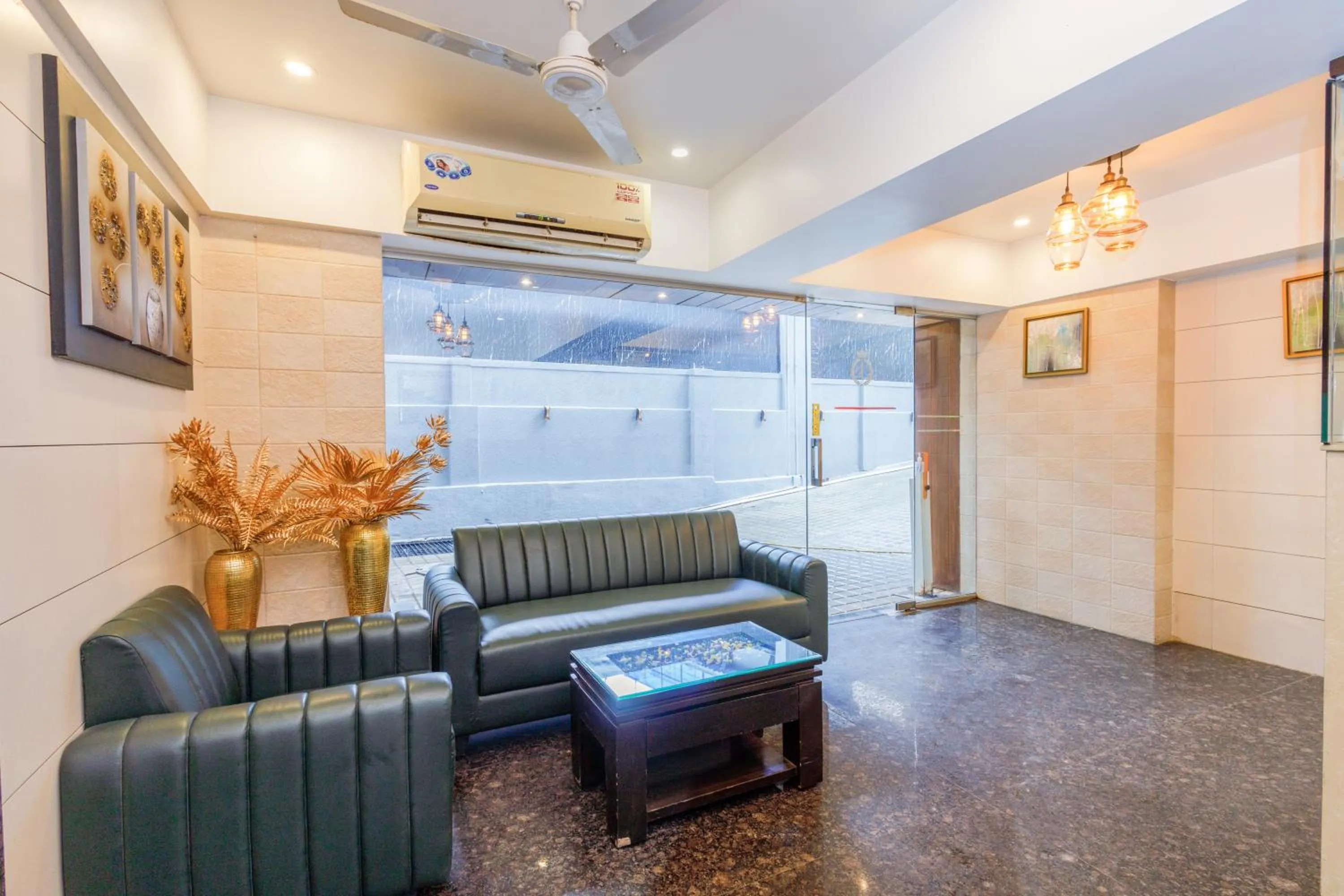 Lobby or reception in J Hotel and Banquets