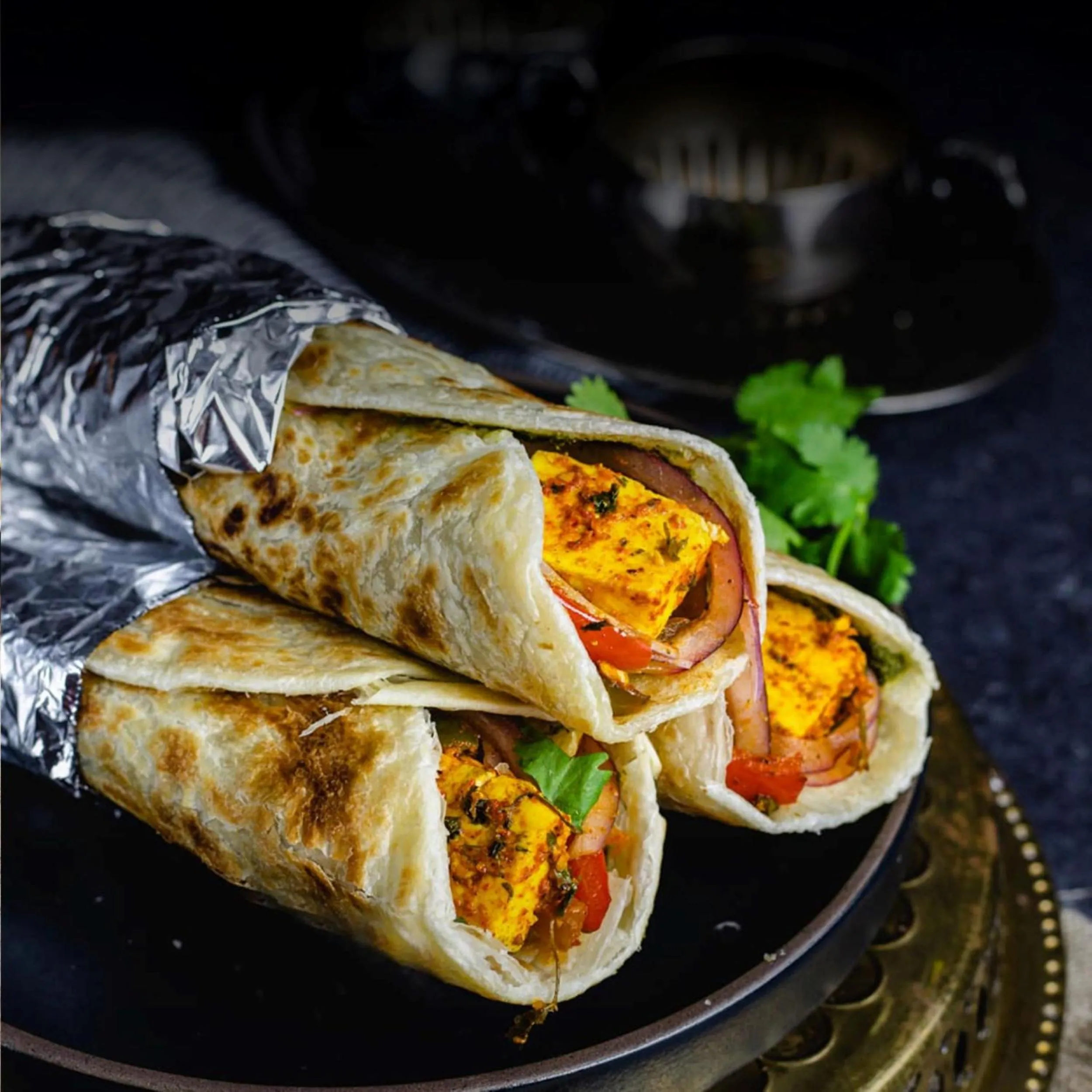 Restaurant/places to eat in J Hotel and Banquets