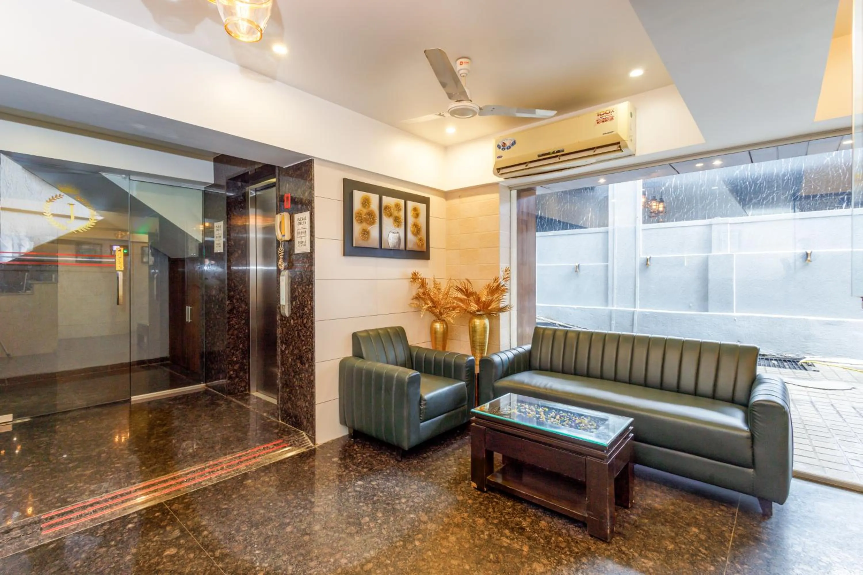 Lobby or reception in J Hotel and Banquets