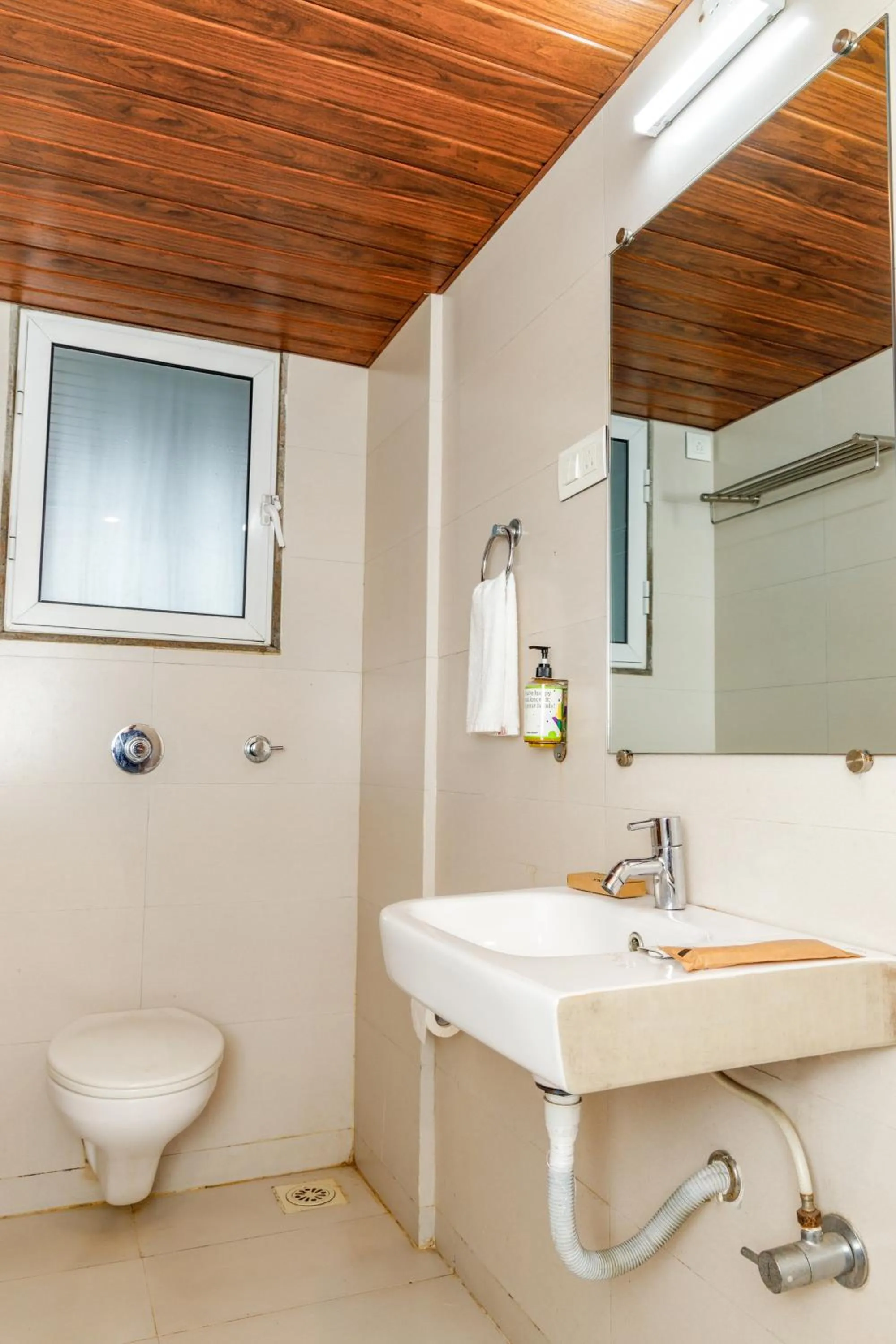 Toilet in J Hotel and Banquets