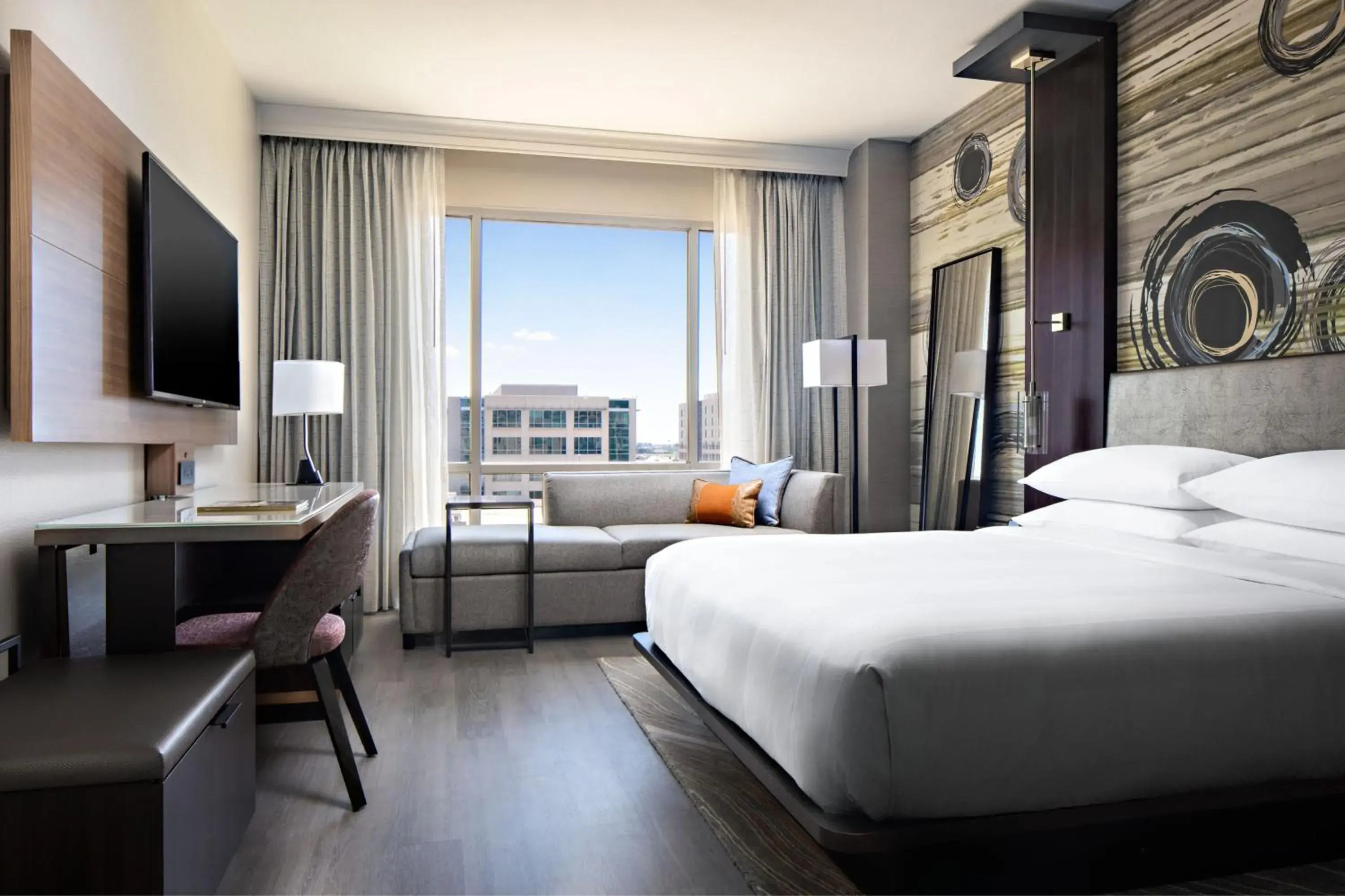 King or Double Room in Dallas/Plano Marriott at Legacy Town Center King or Double Room in Dallas/Plano Marriott at Legacy Town Center