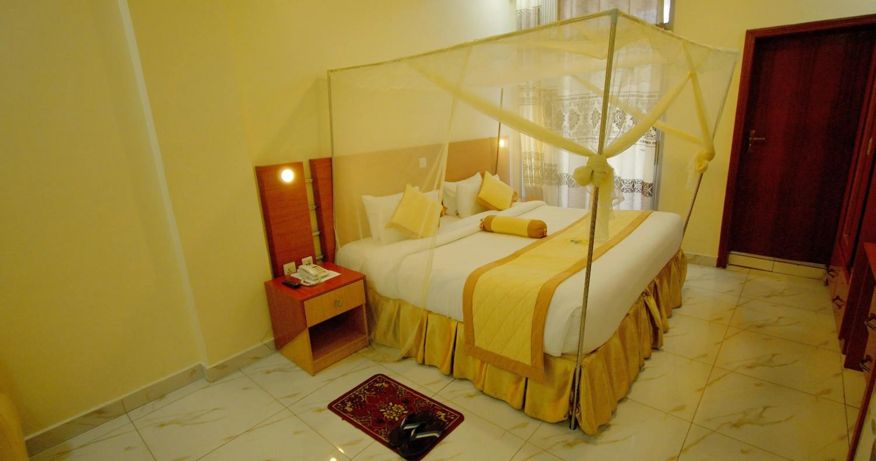 Bed in FATIMA HOTEL Ltd