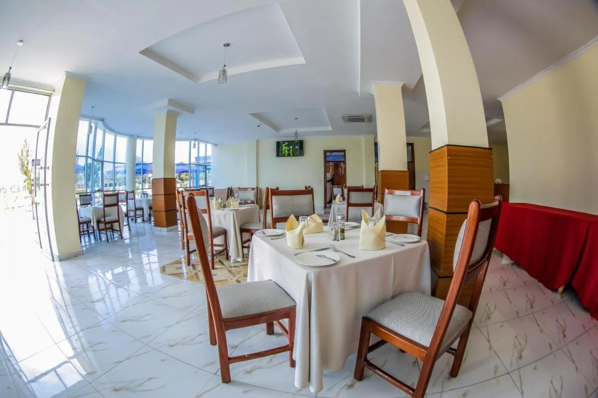Restaurant/places to eat in FATIMA HOTEL Ltd