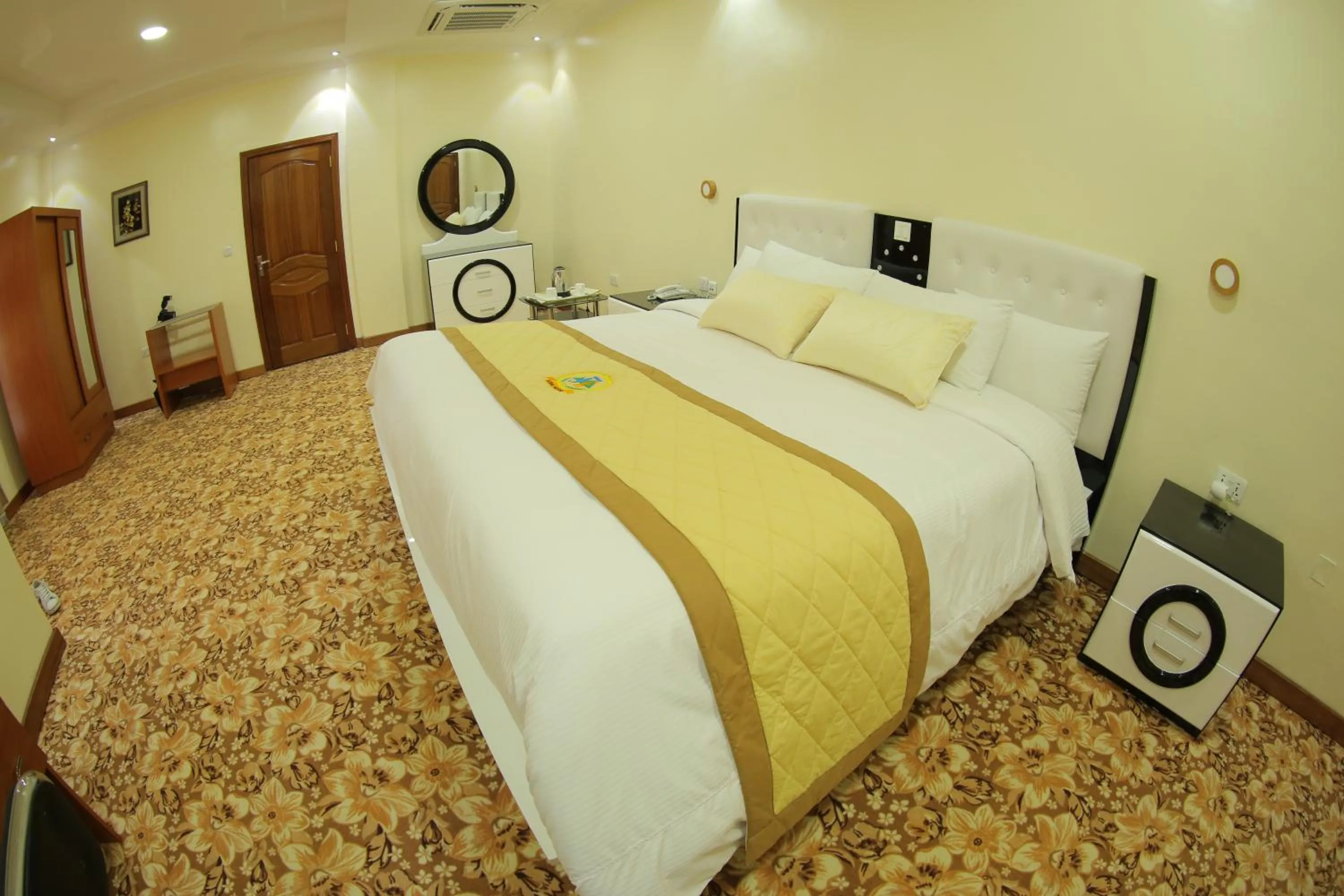 Bed in FATIMA HOTEL Ltd