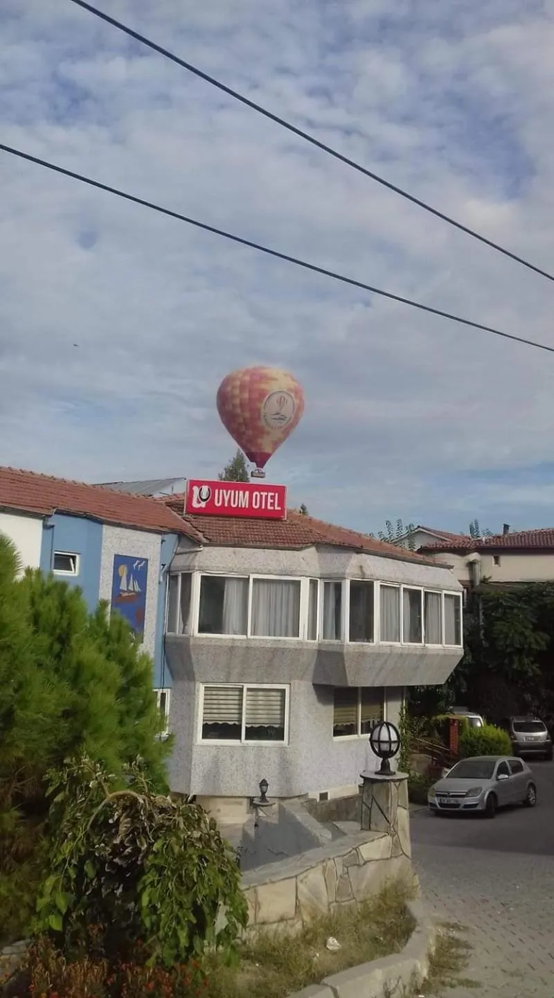 Uyum Hotel