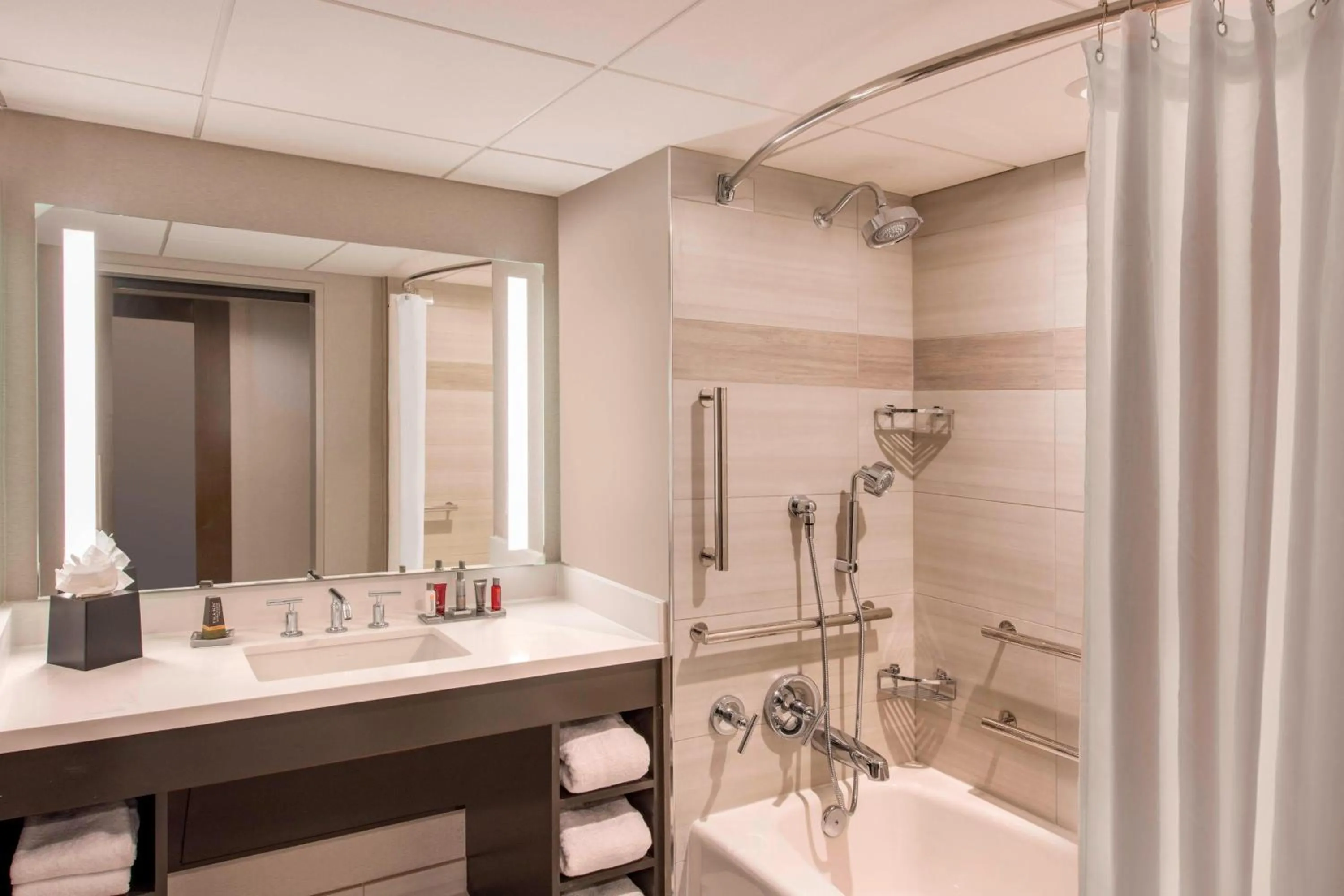 Bathroom in Denver Marriott Tech Center