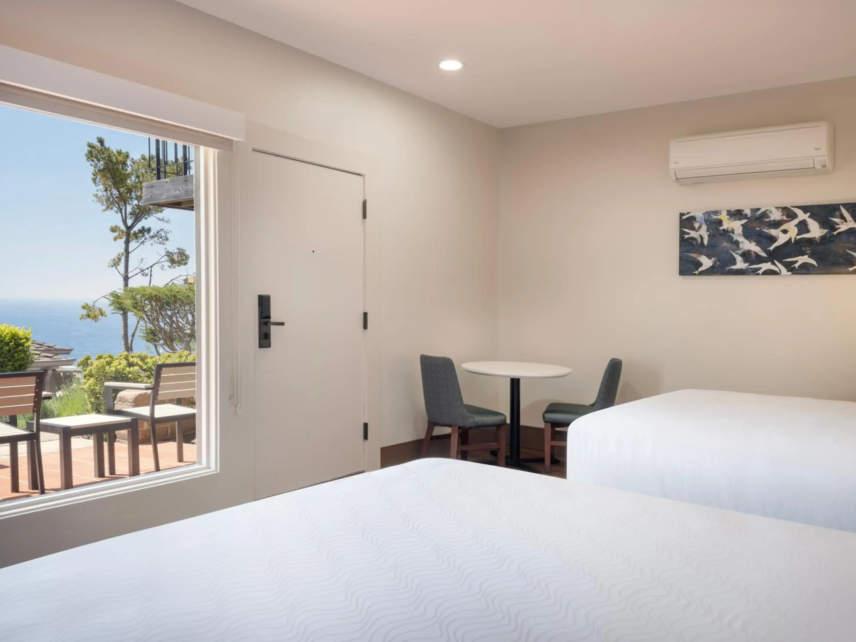 Bed in Hyatt Carmel Highlands Bed in Hyatt Carmel Highlands