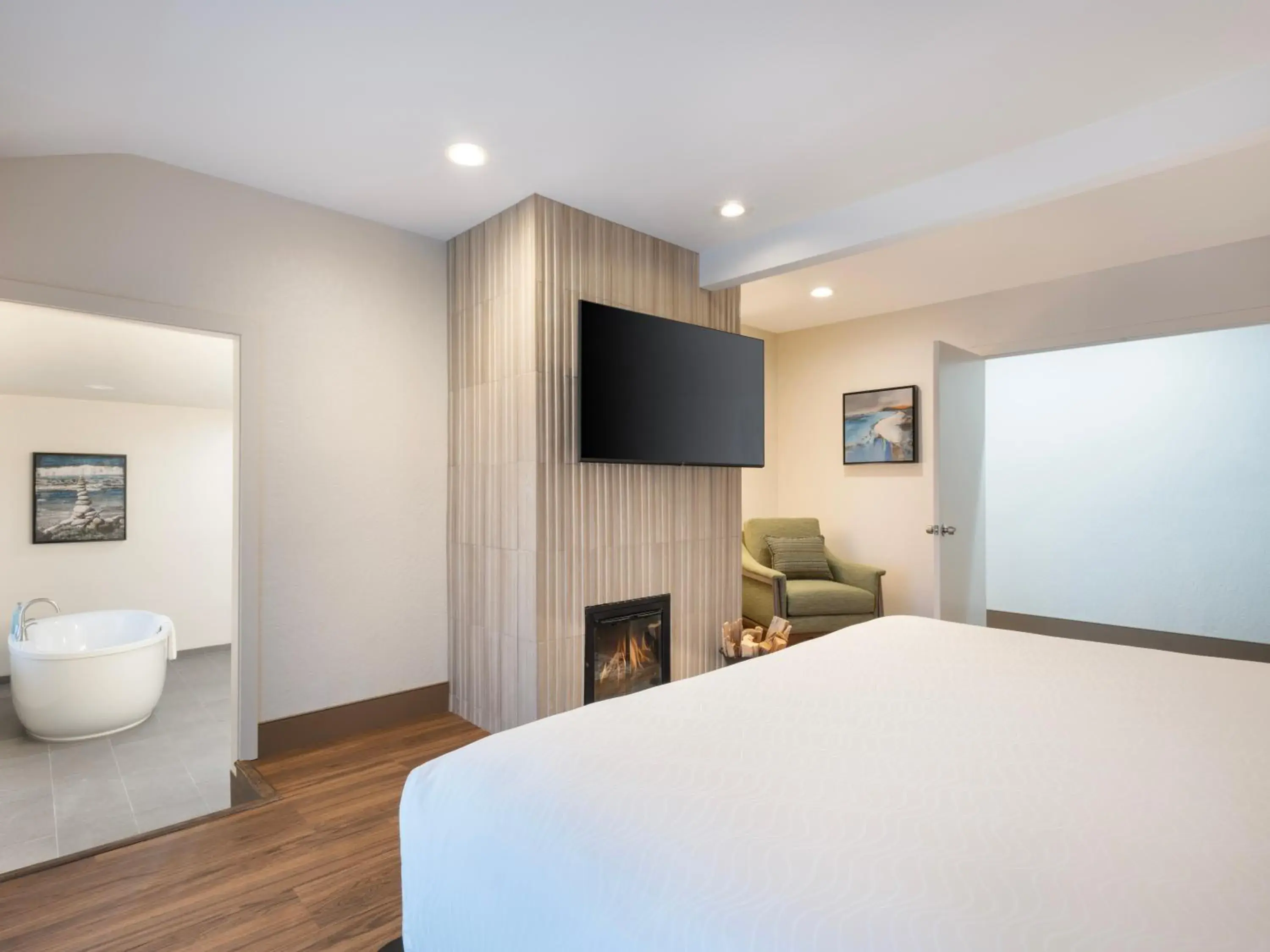 Bed in Hyatt Carmel Highlands Bed in Hyatt Carmel Highlands