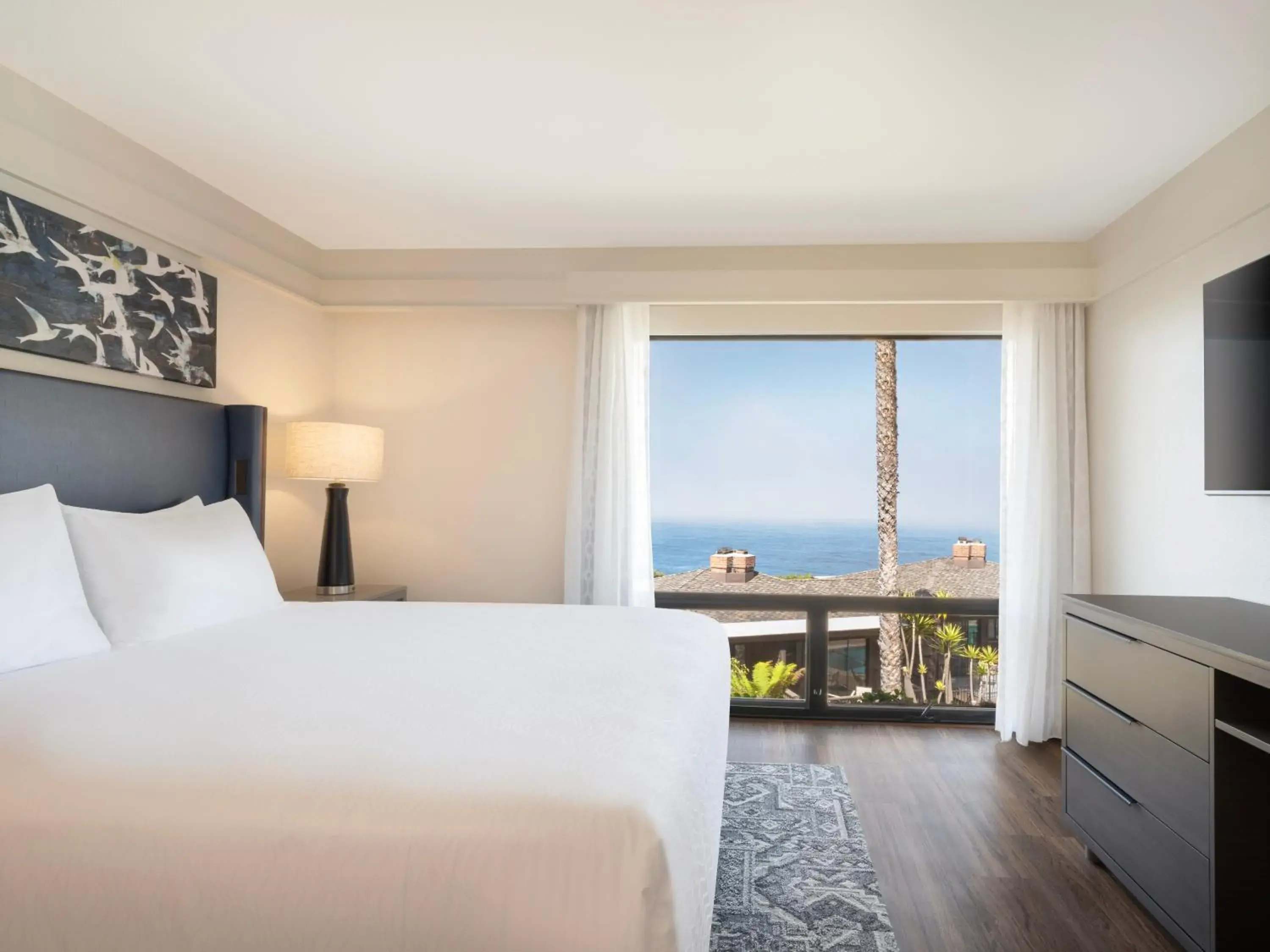 Bed in Hyatt Carmel Highlands Bed in Hyatt Carmel Highlands