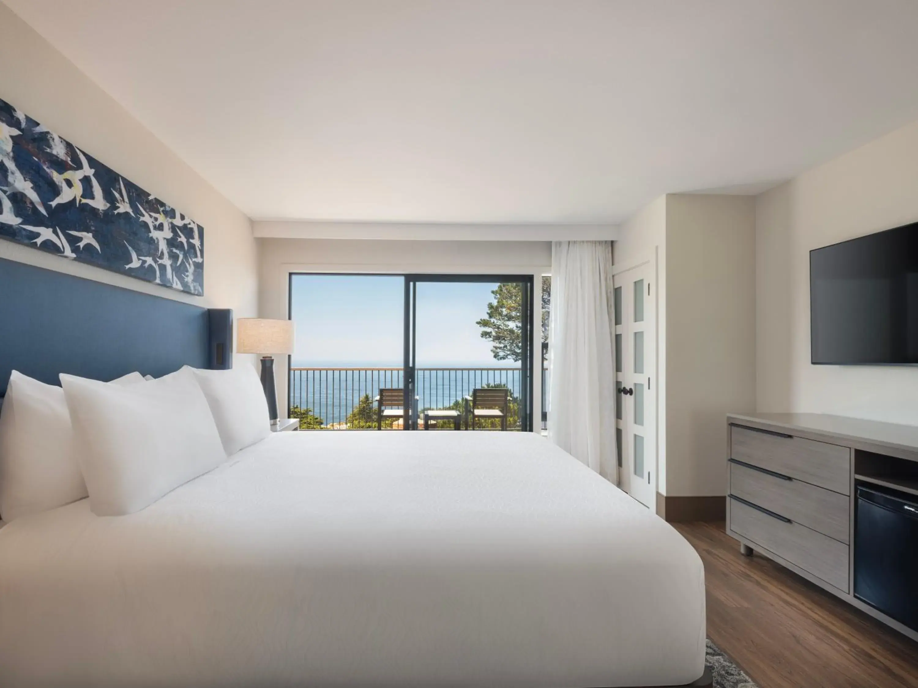 Bed in Hyatt Carmel Highlands Bed in Hyatt Carmel Highlands