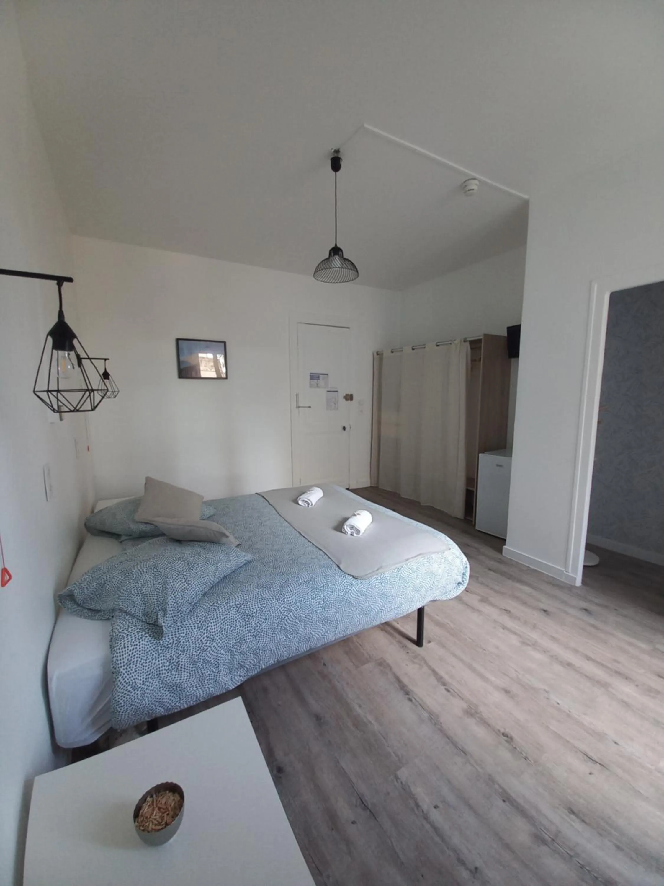 Bedroom in Hôtel Labat