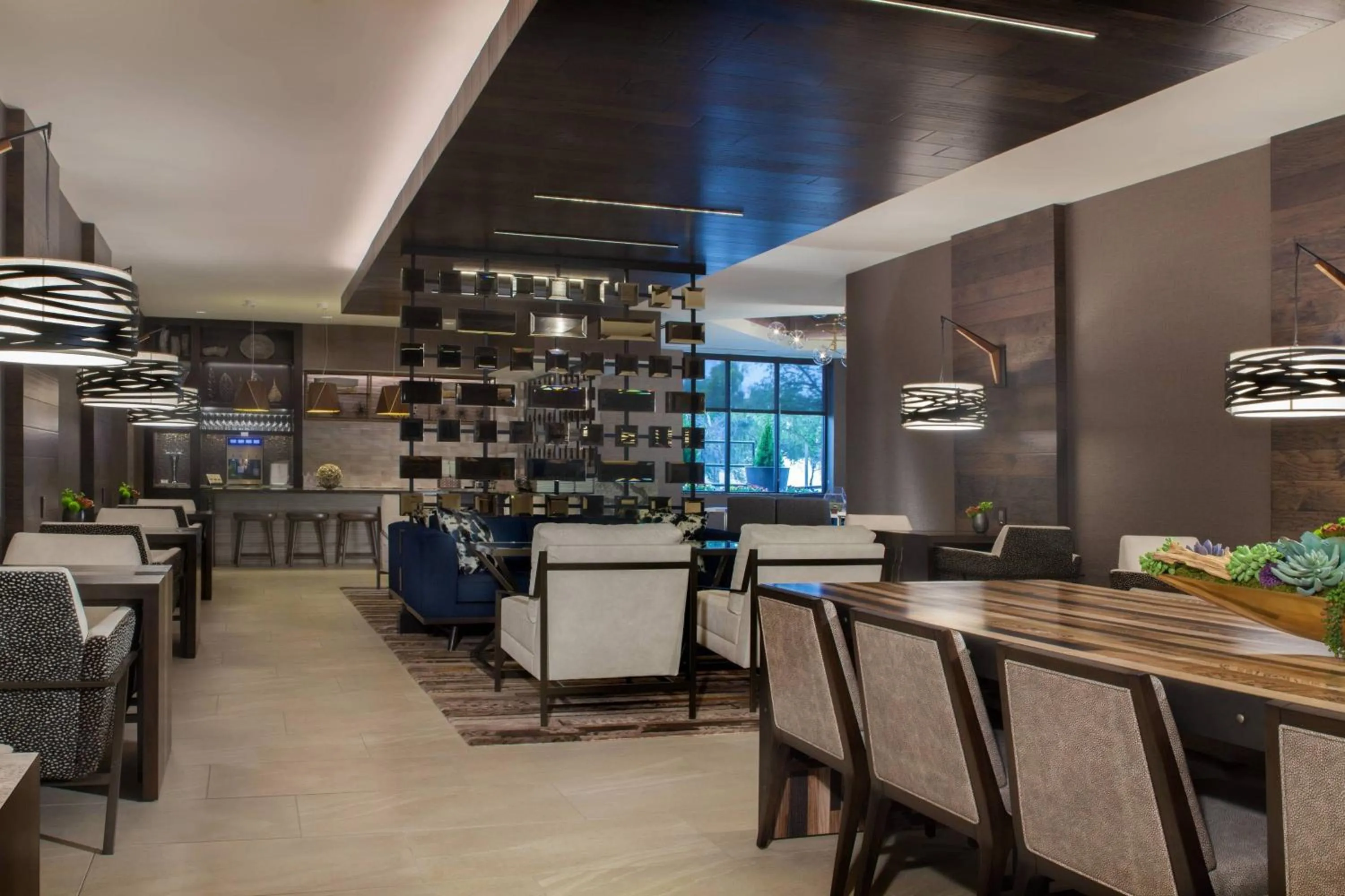 Lounge or bar in Dallas/Fort Worth Airport Marriott