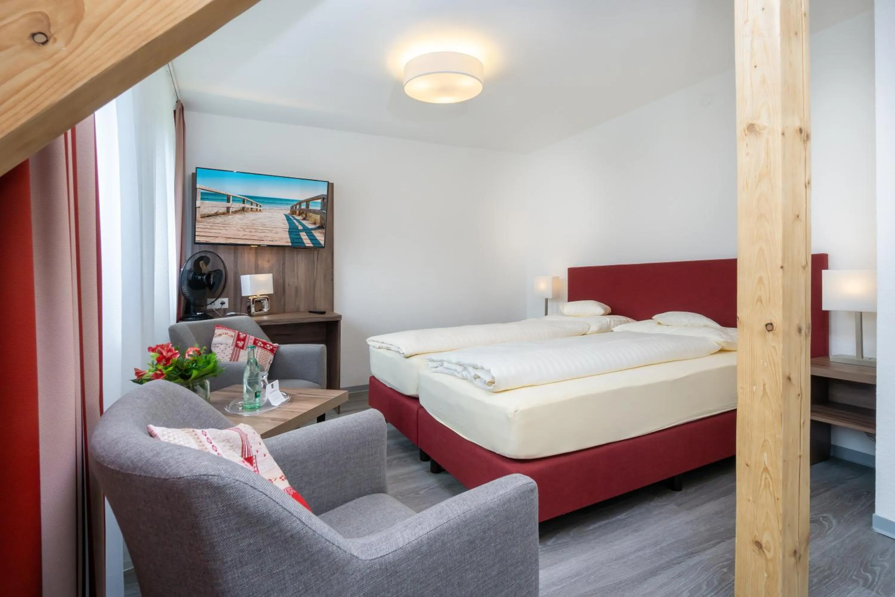 Photo of the whole room, Bed in Hotel Grosse Klus