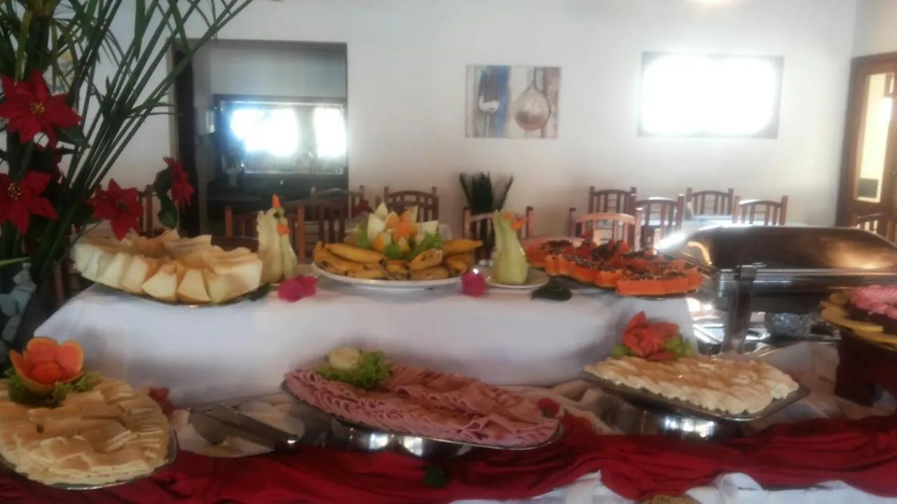 Restaurant/places to eat in Sueds Premium