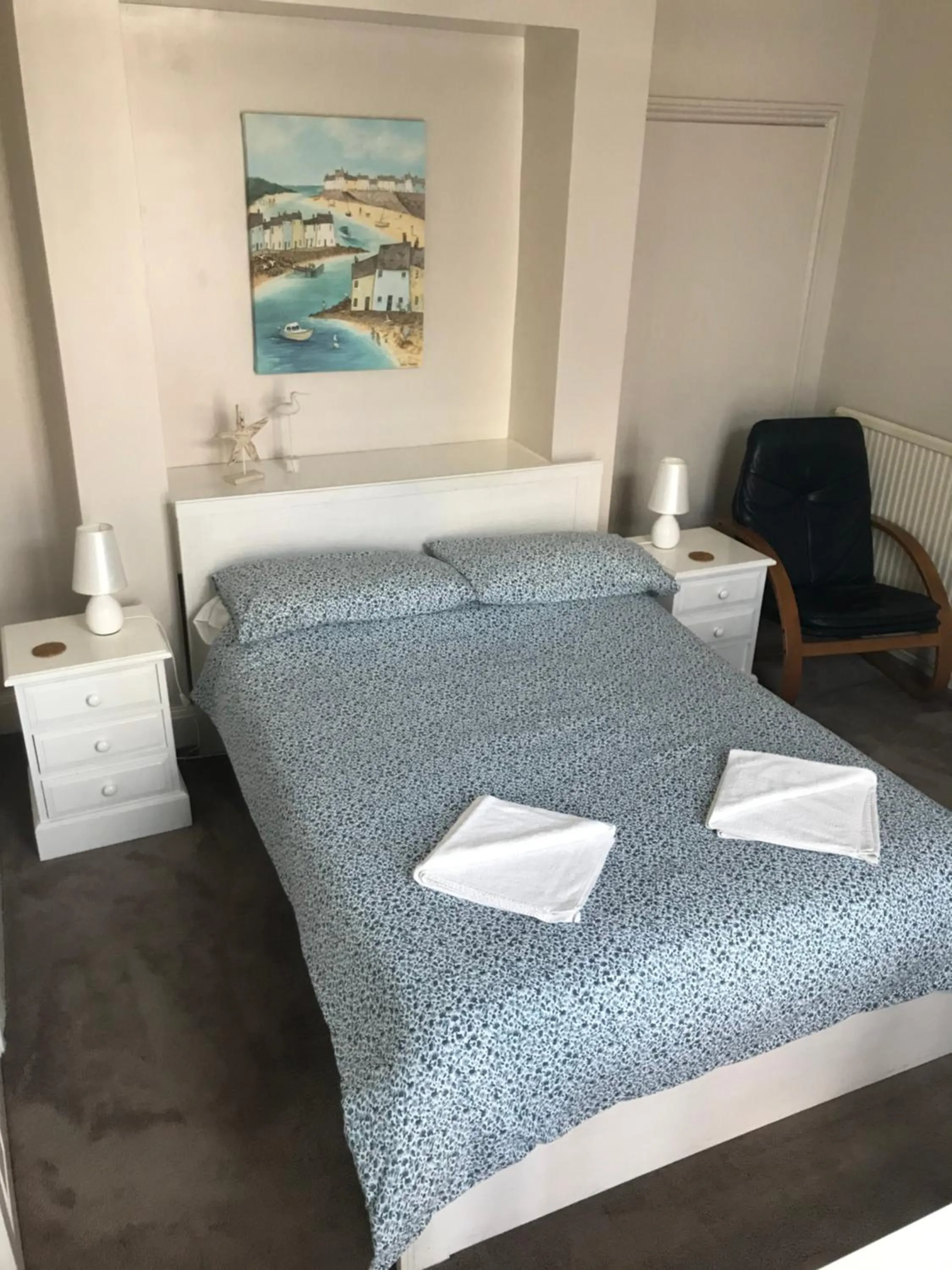 Bed in Brunton House Guest House