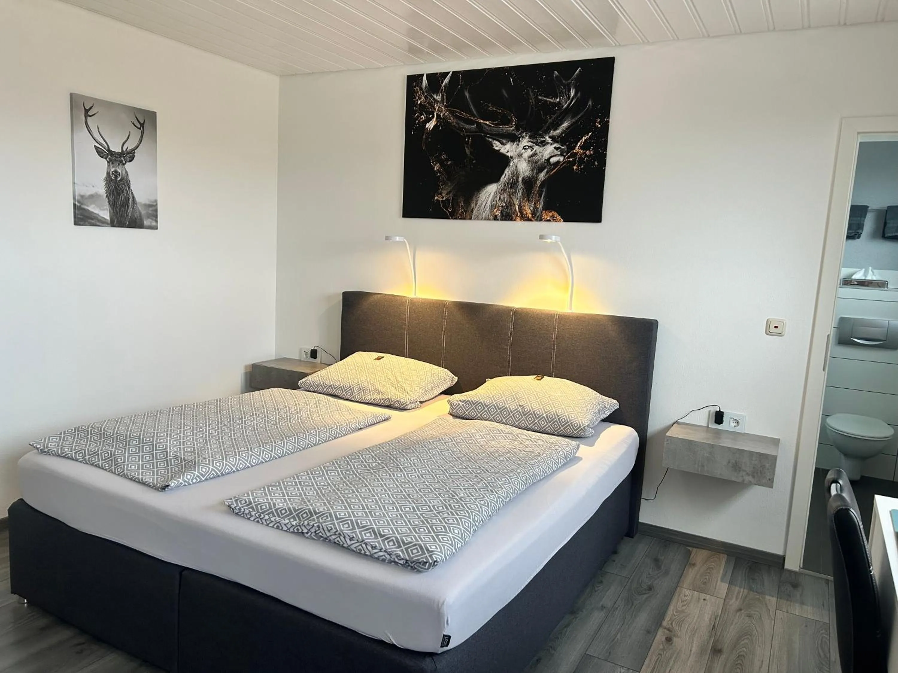 Photo of the whole room, Bed in Hotel Brunnenbach