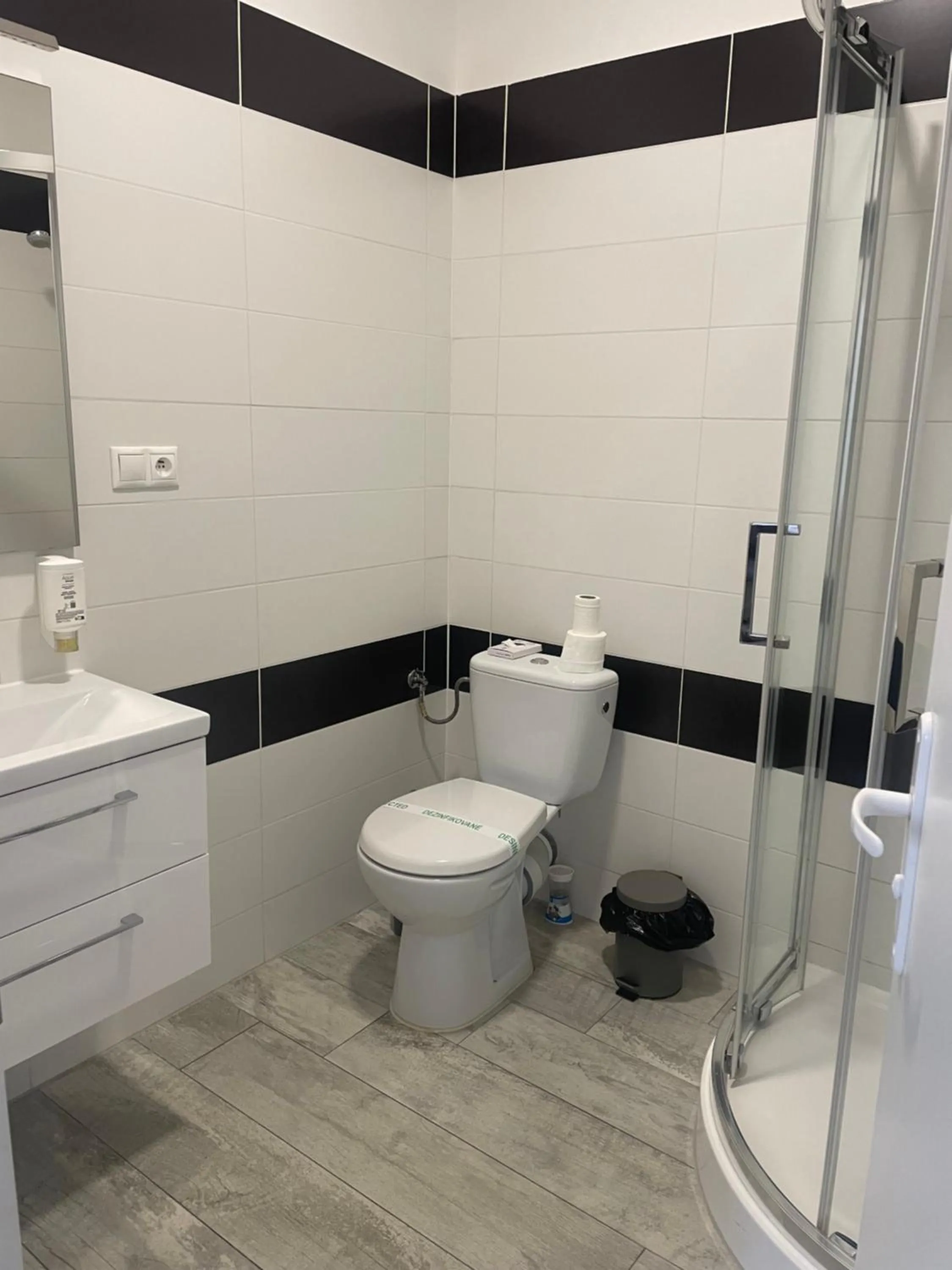 Shower in Hotel Slanica