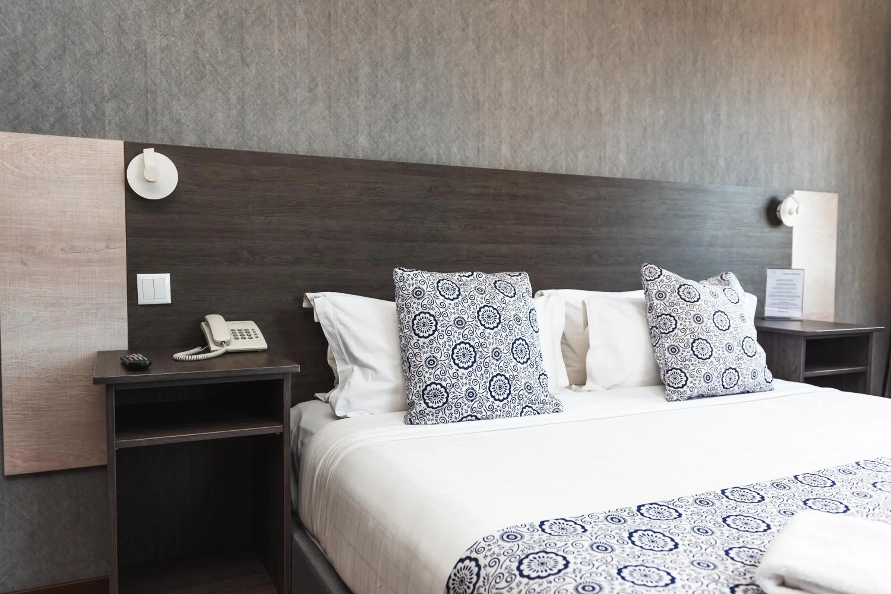 Bed in Hotel Kapital