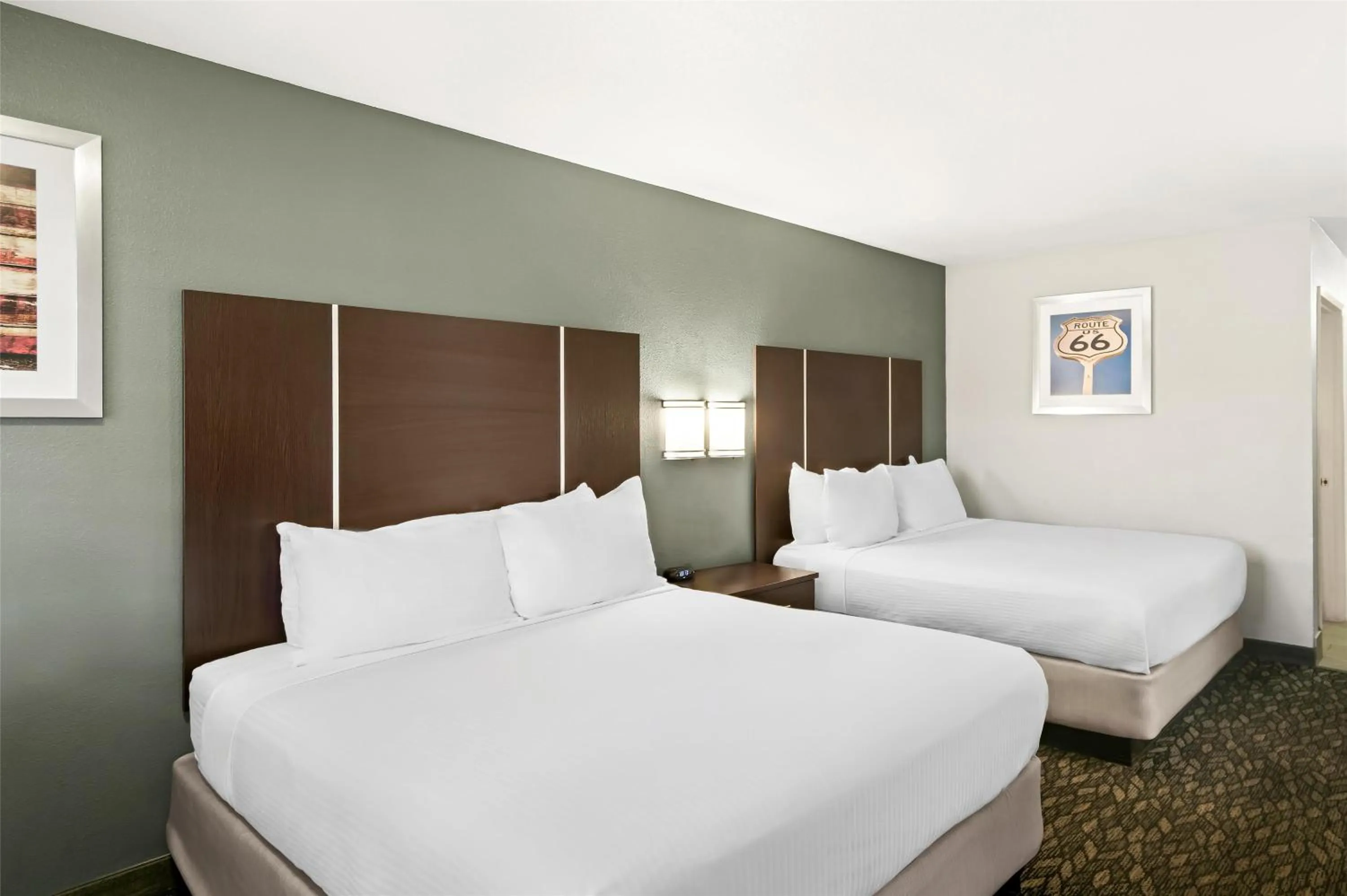 Bedroom, Bed in Best Western Desert Villa Inn