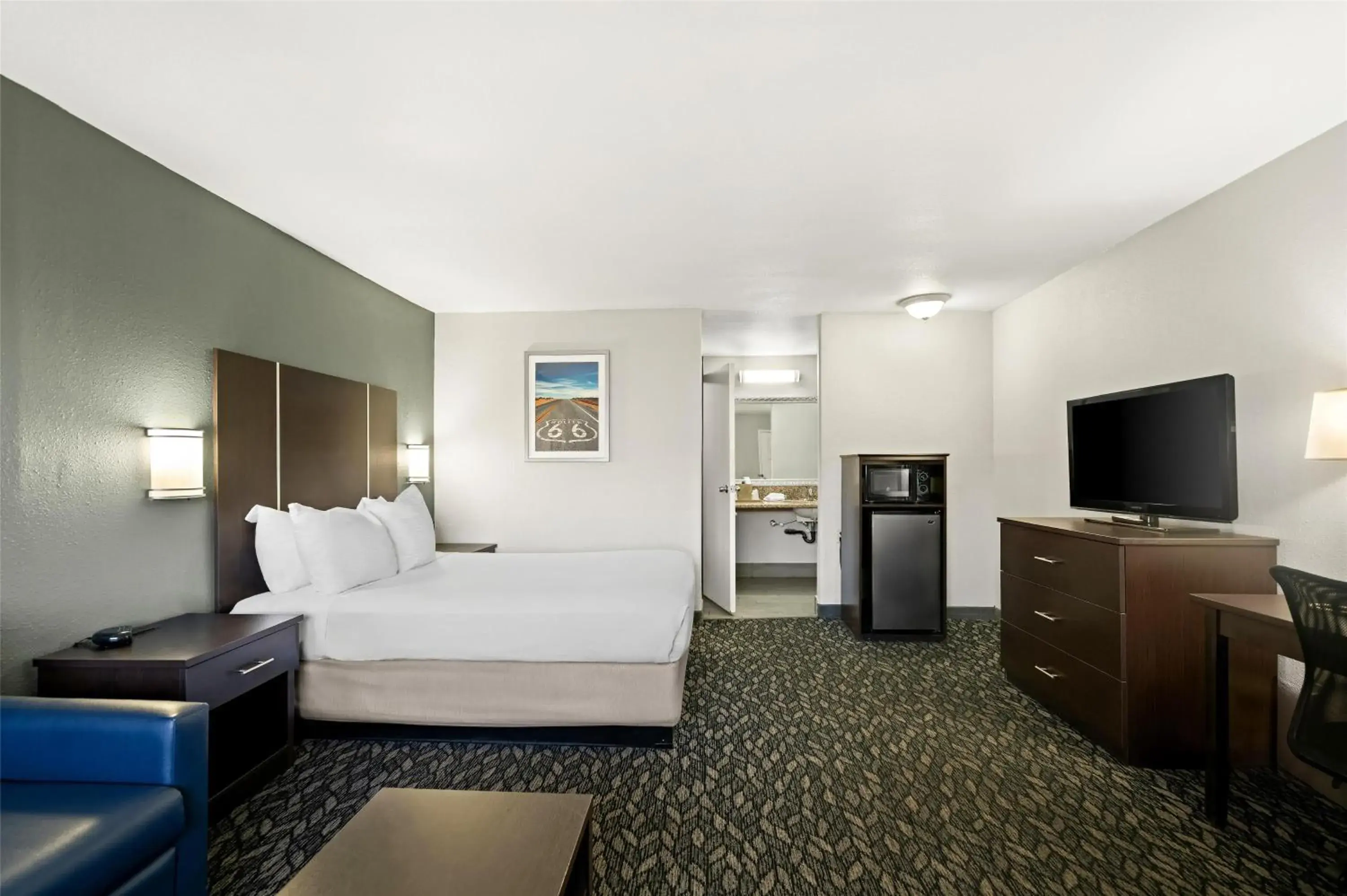 Bedroom, Bed in Best Western Desert Villa Inn Bedroom, Bed in Best Western Desert Villa Inn