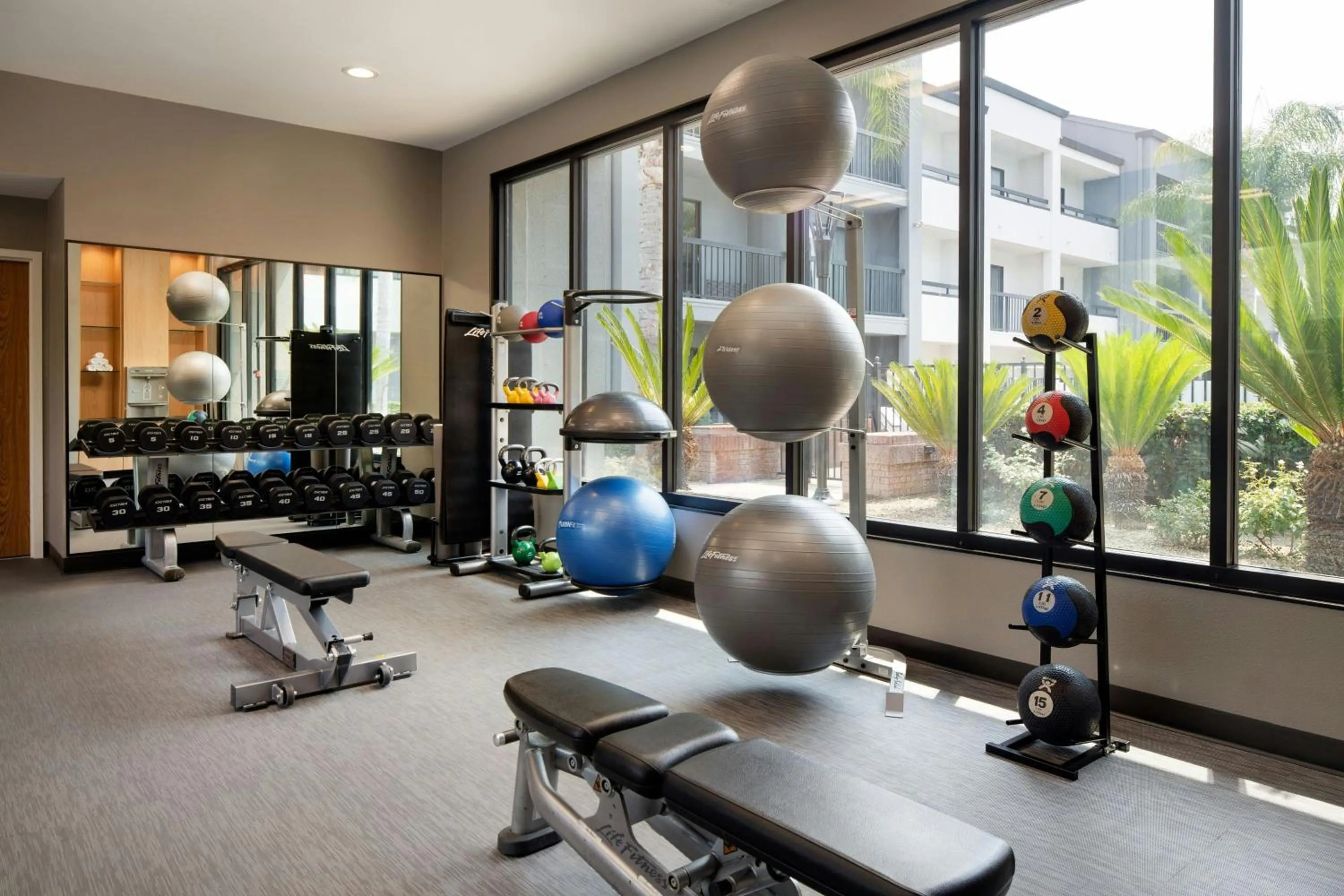 Fitness centre/facilities in Courtyard by Marriott Fresno